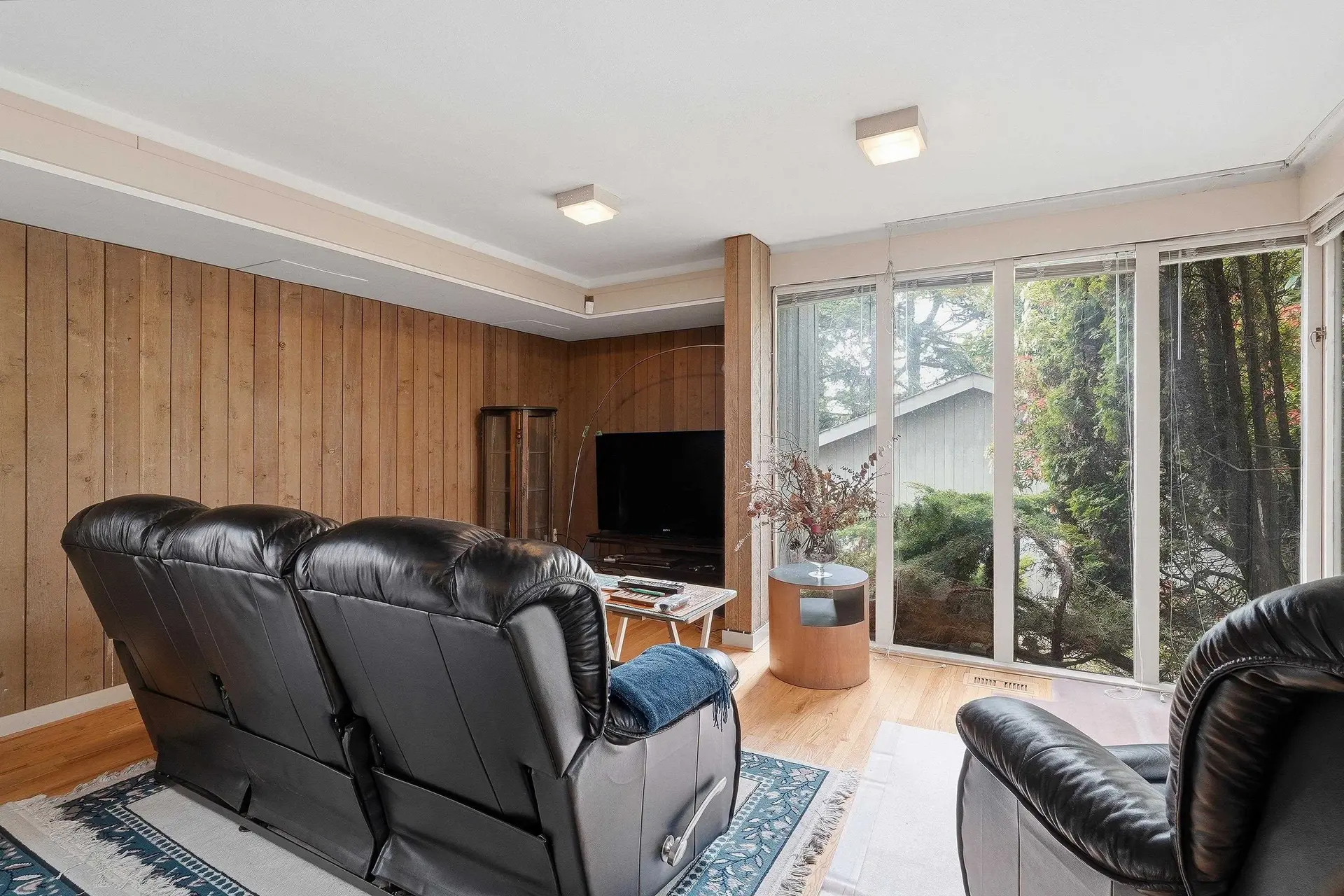 792 W 54th Avenue - Image 9