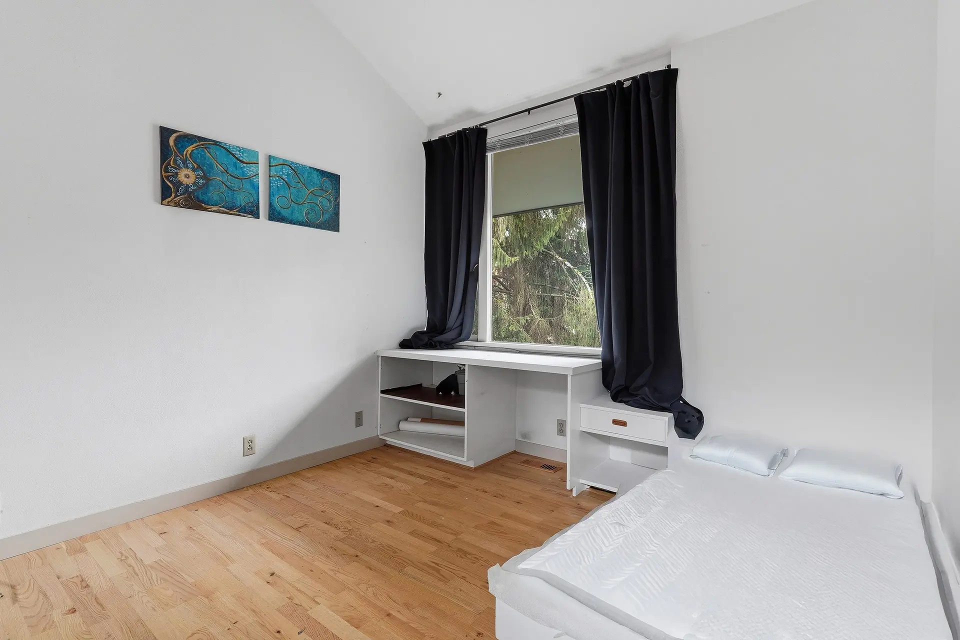 792 W 54th Avenue - Image 14
