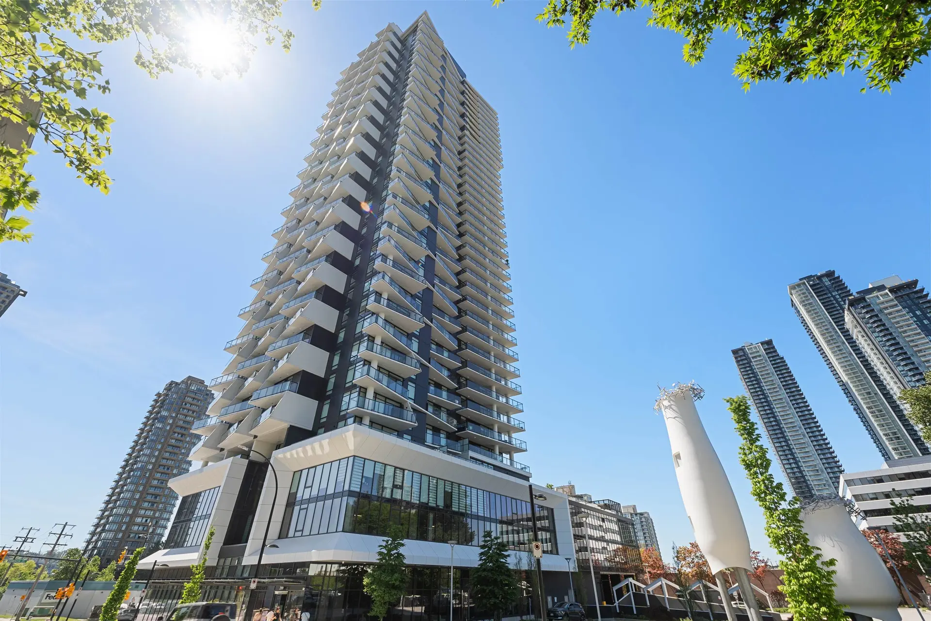 #1106 2181 Madison Avenue - Image 1