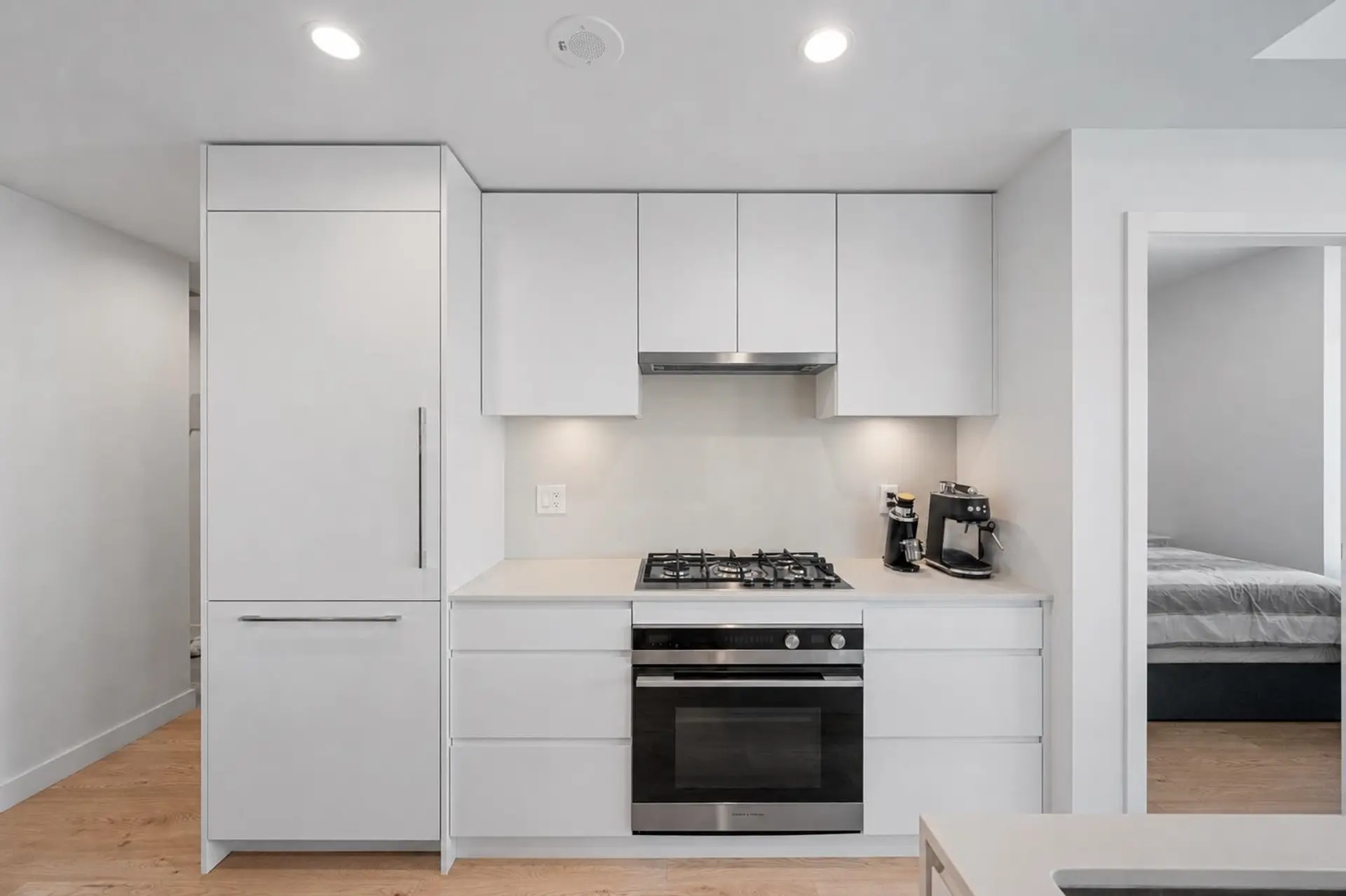 #1106 2181 Madison Avenue - Image 10