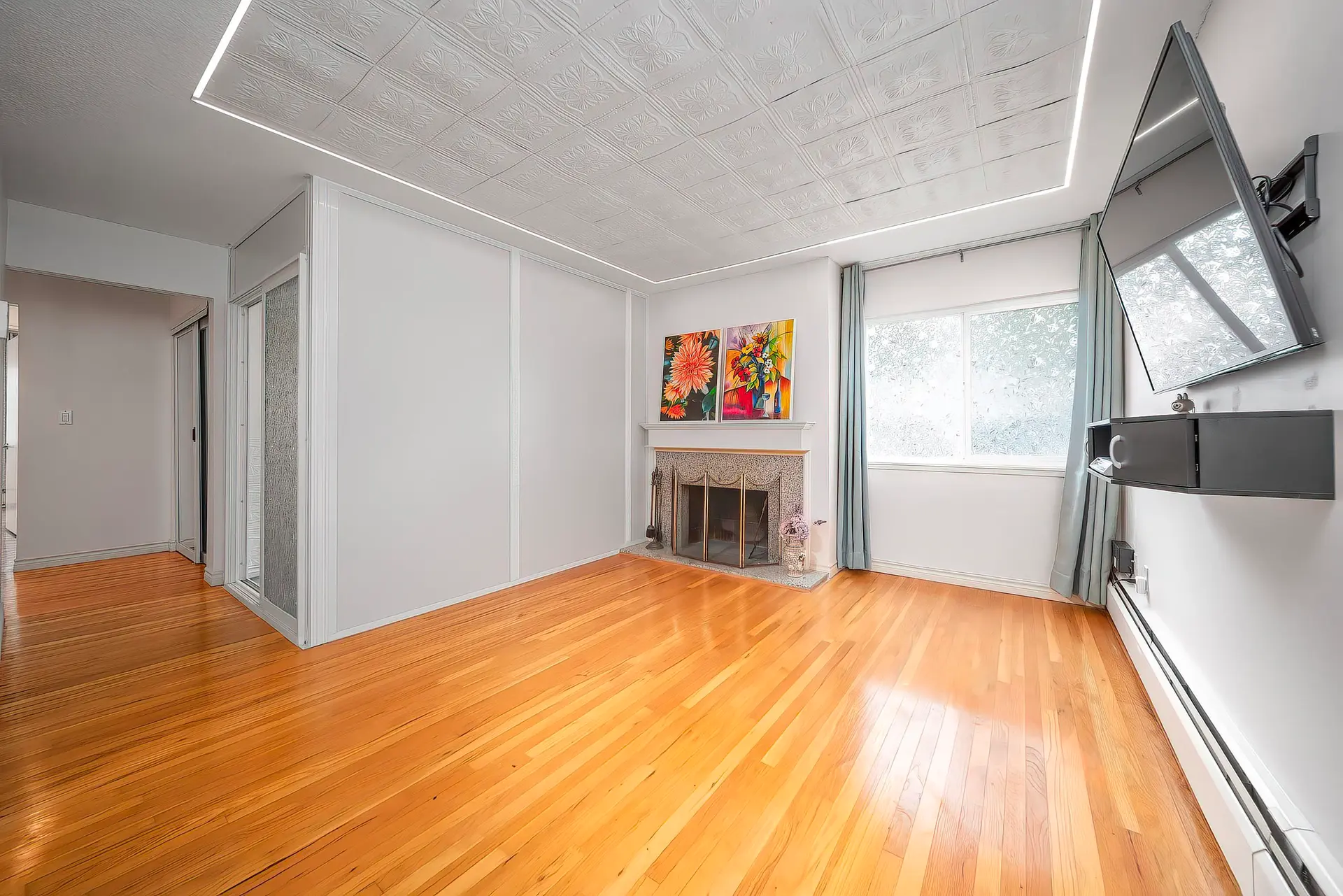 750 Westview Crescent - Image 3