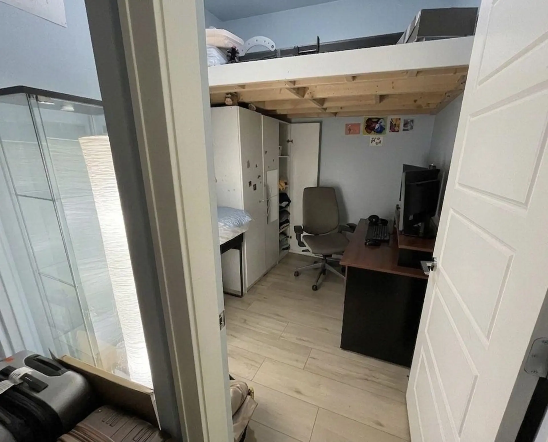 #105 6588 Elgin Avenue - Image 9
