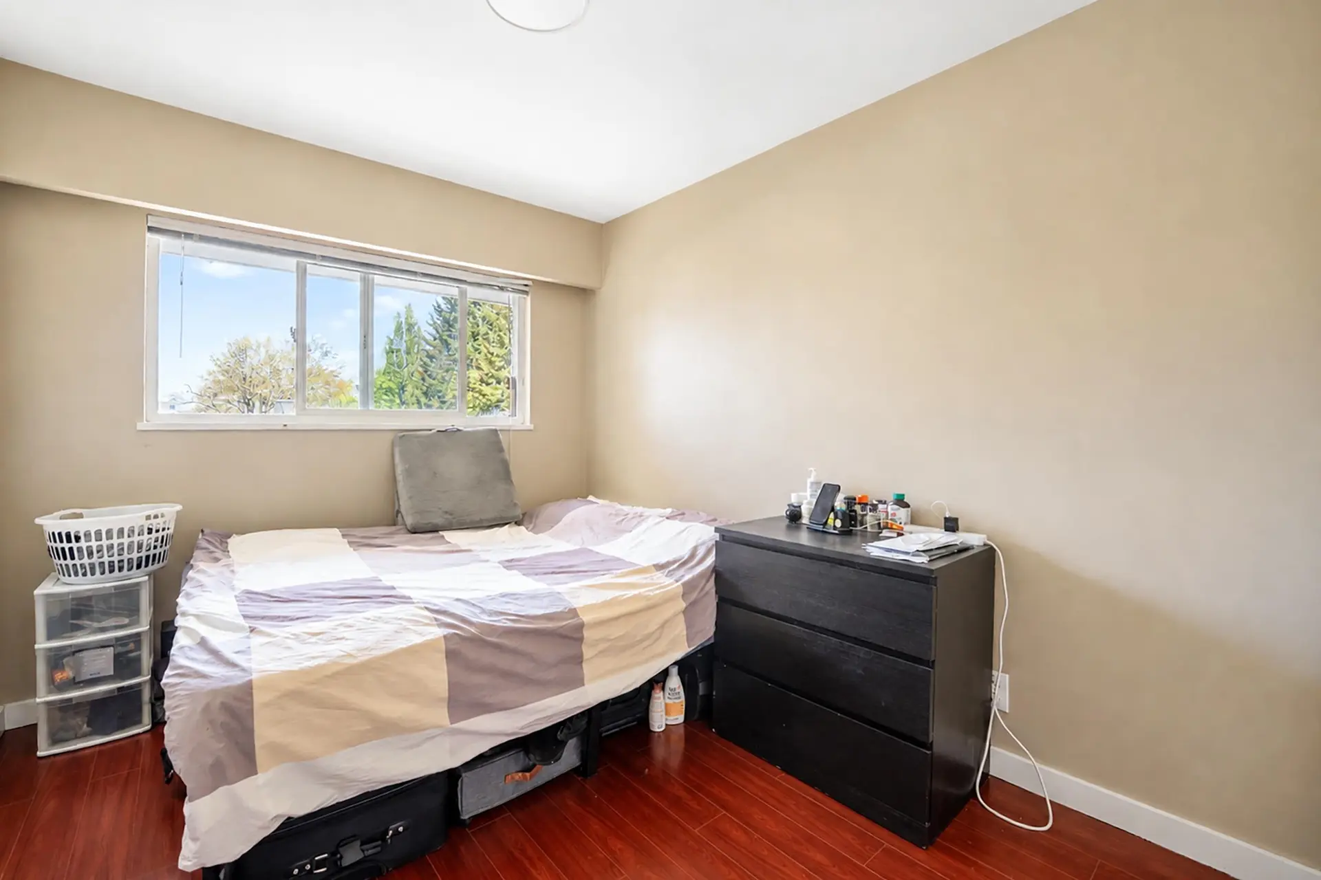 10140 Seacote Road - Image 12