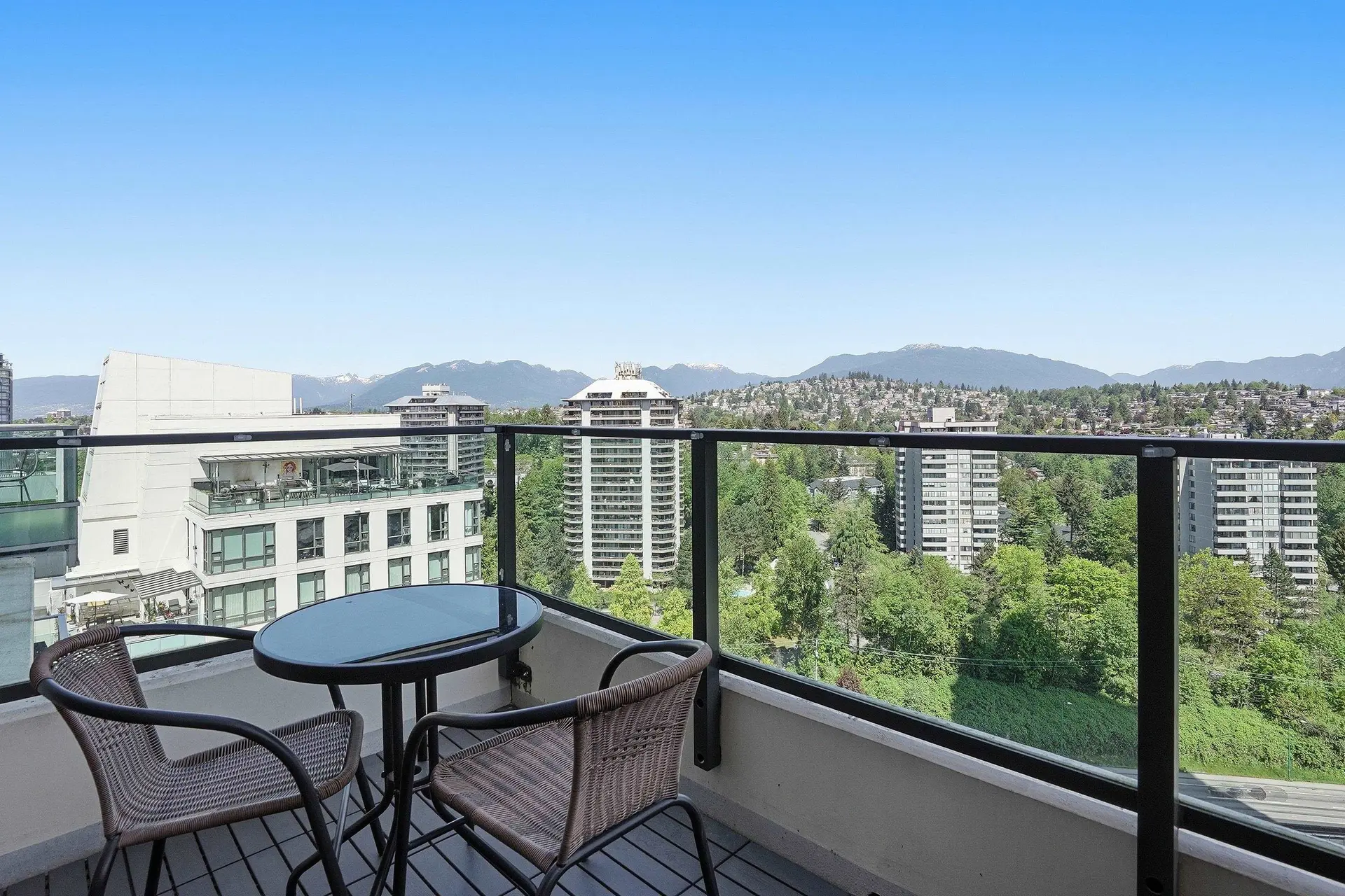 #2605 2232 Douglas Road - Image 12