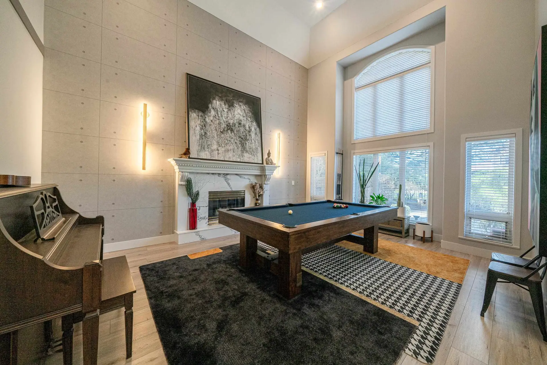 7200 Belair Drive - Image 2