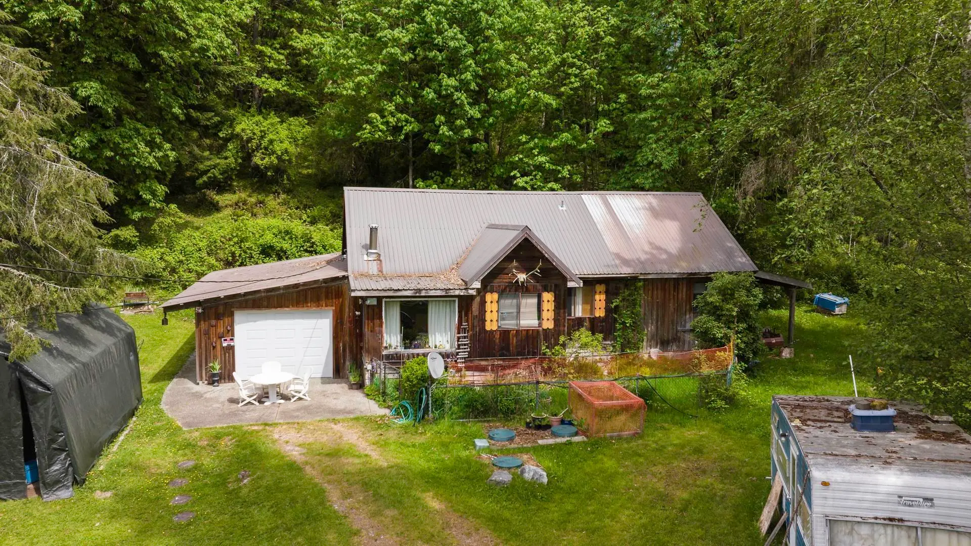 5799 Garden Bay Road - Image 9