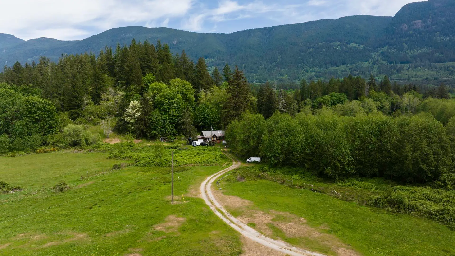 5799 Garden Bay Road - Image 8