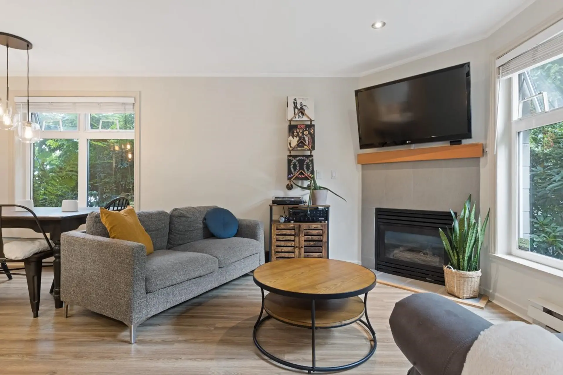 #106 2588 Alder Street - Image 2