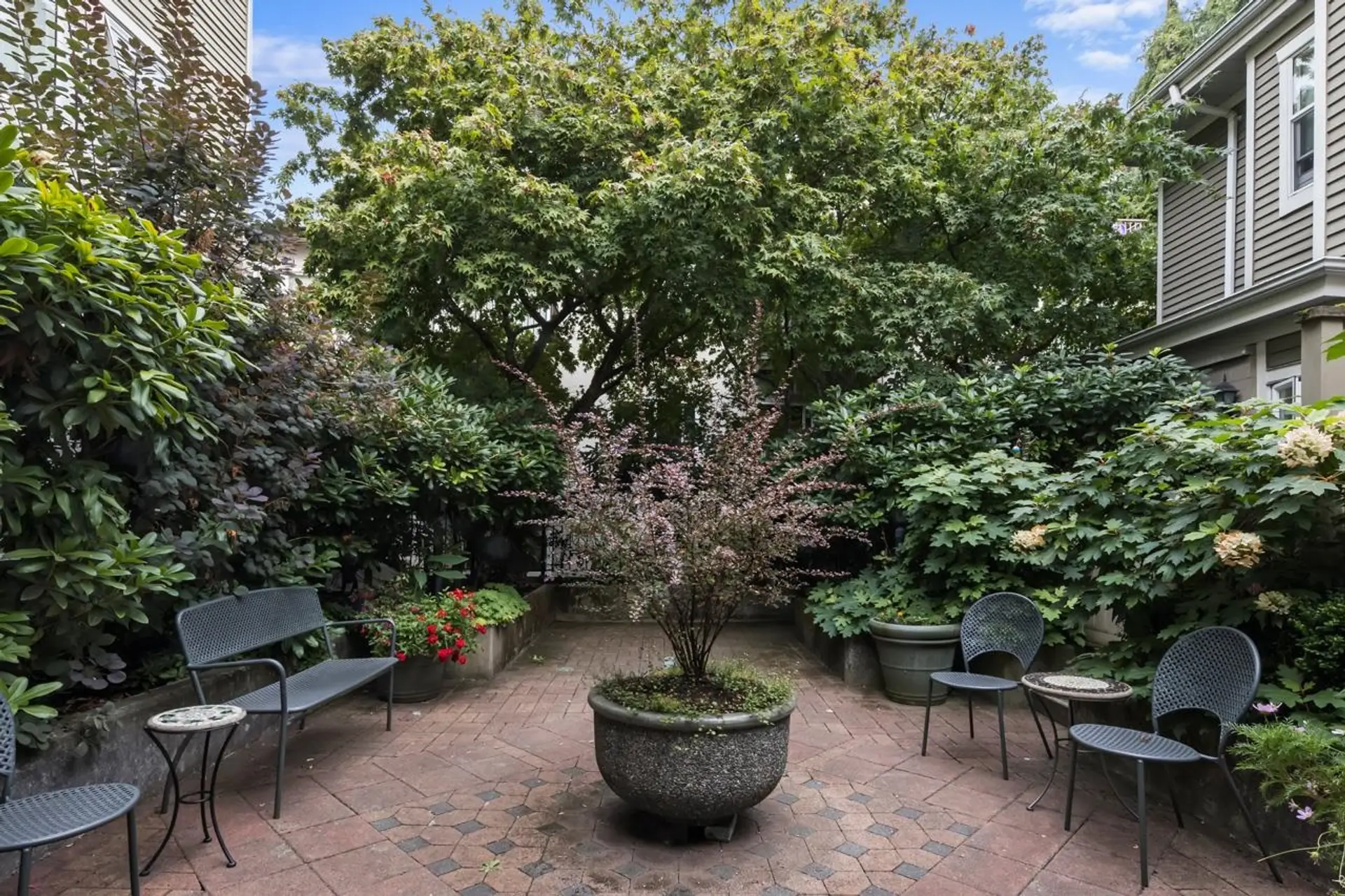 #106 2588 Alder Street - Image 15