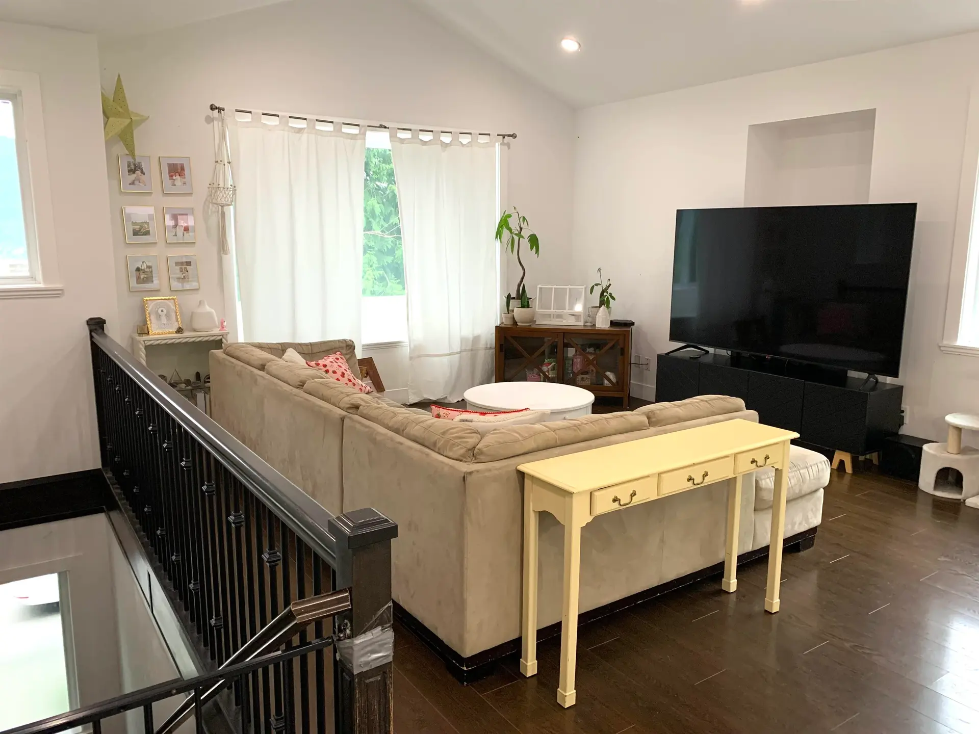 10710 Sylvester Road - Image 7