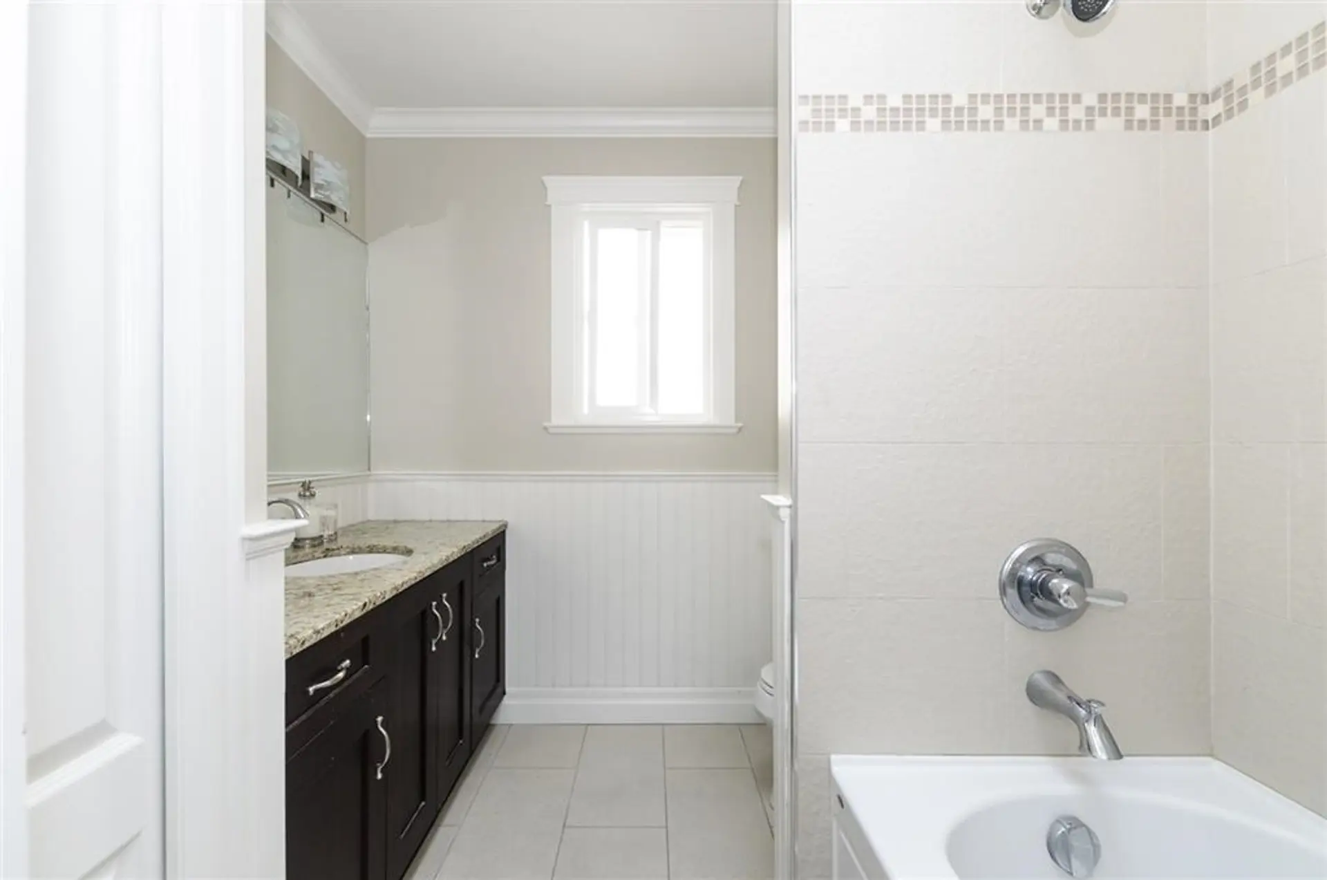 183 N Howard Avenue - Image 15