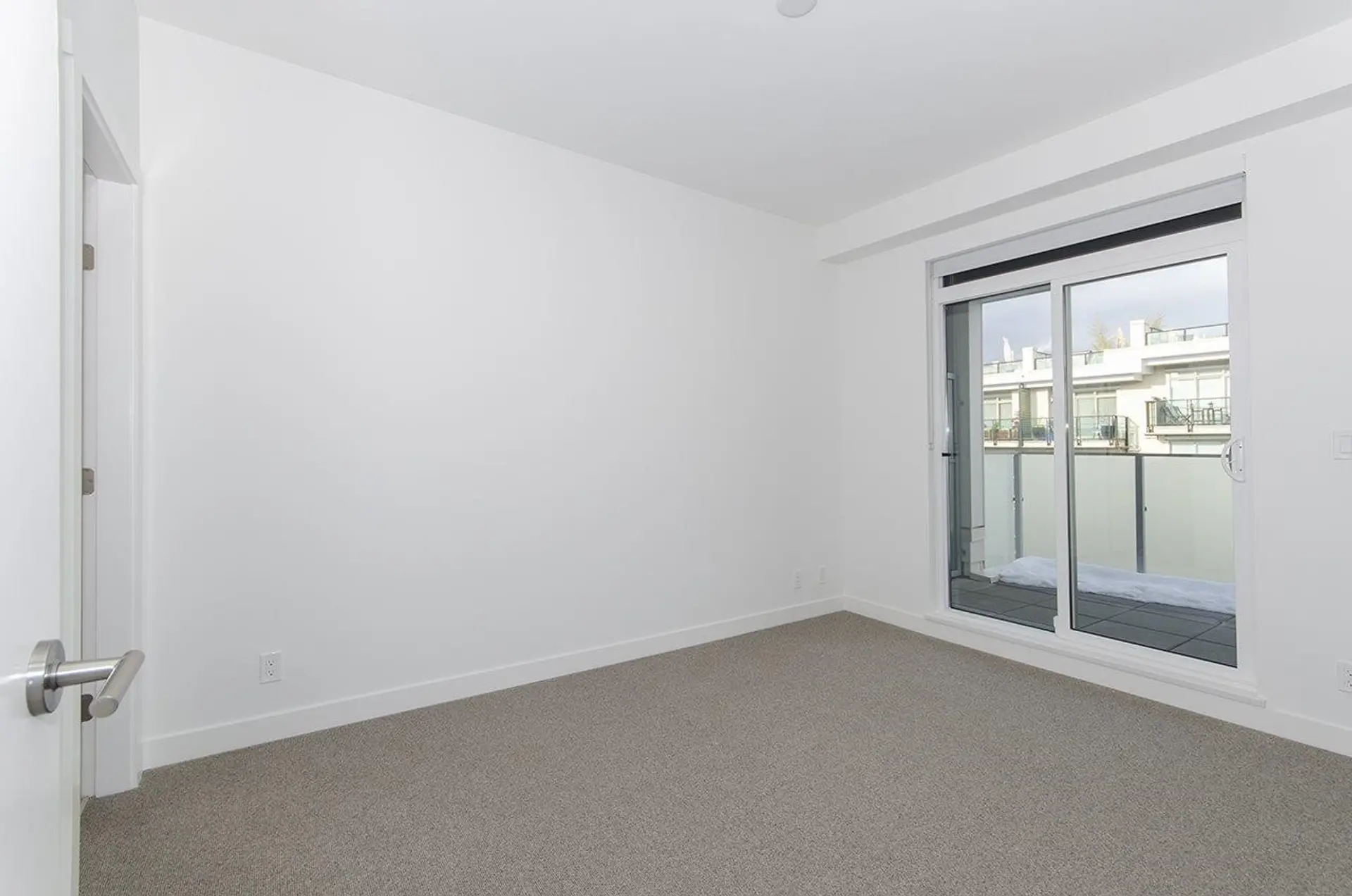 #315 711 W 14th Street - Image 7