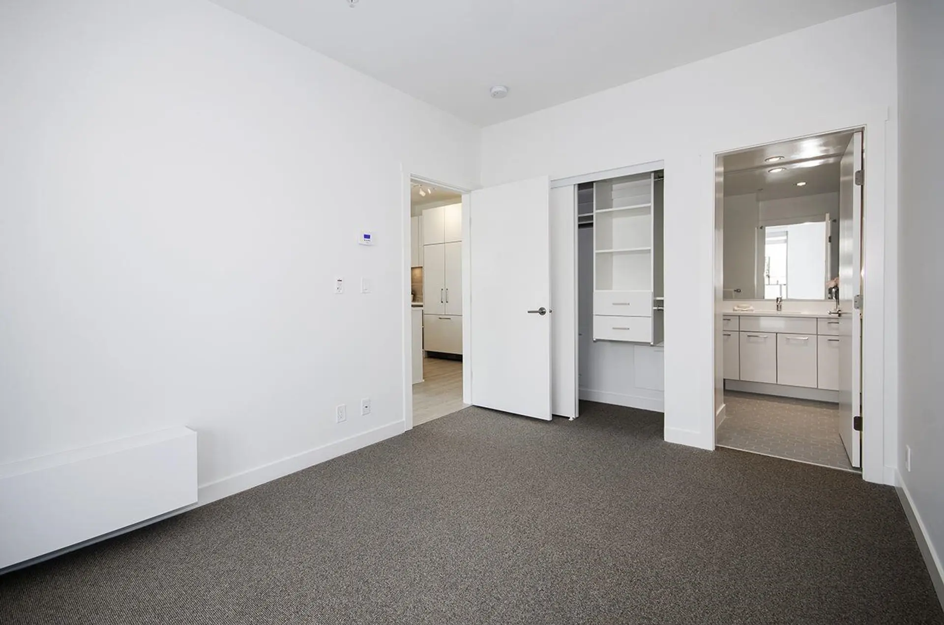 #315 711 W 14th Street - Image 8