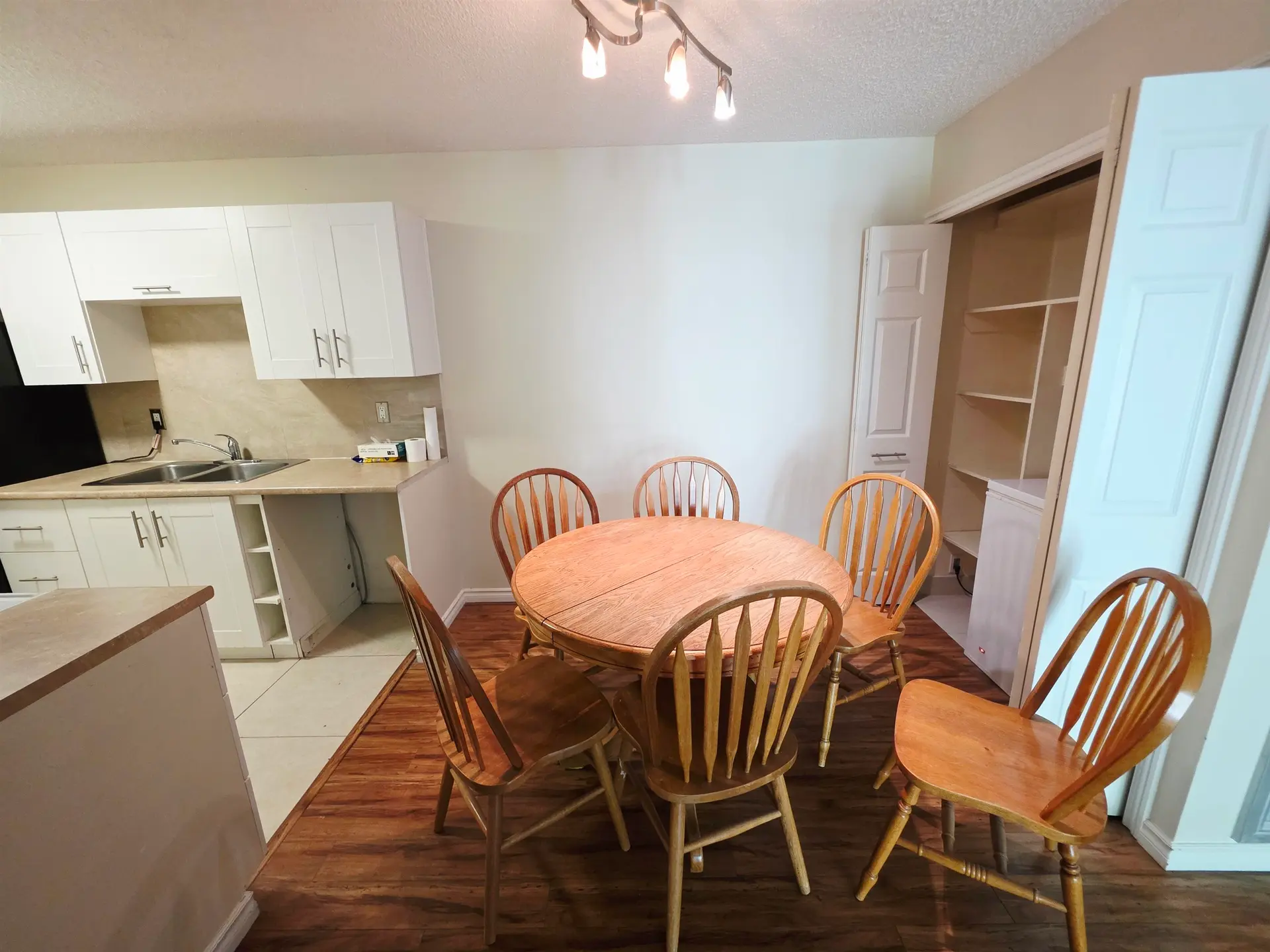 #208 7200 Lindsay Road - Image 9