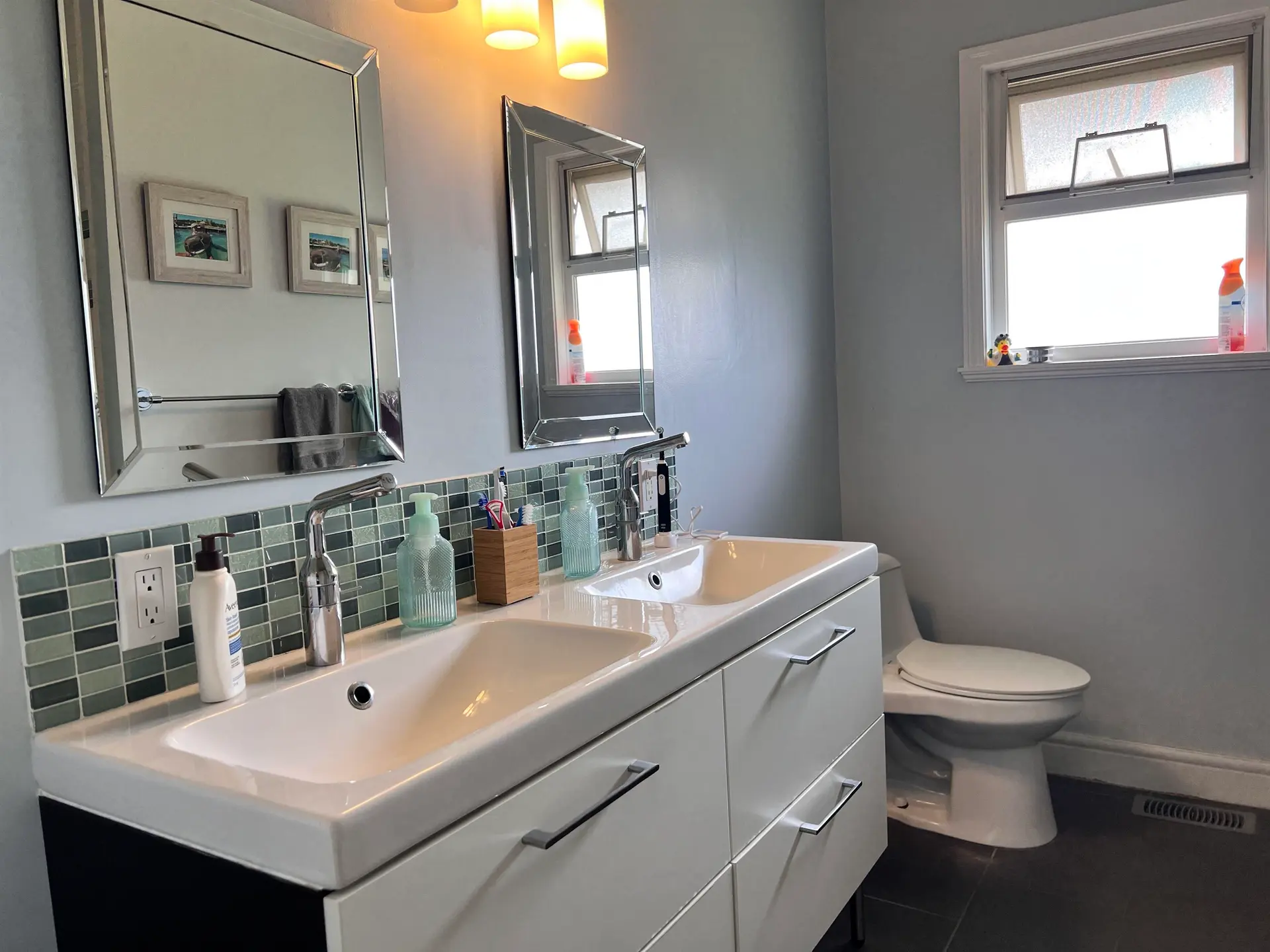 10837 145 A Street - Image 7