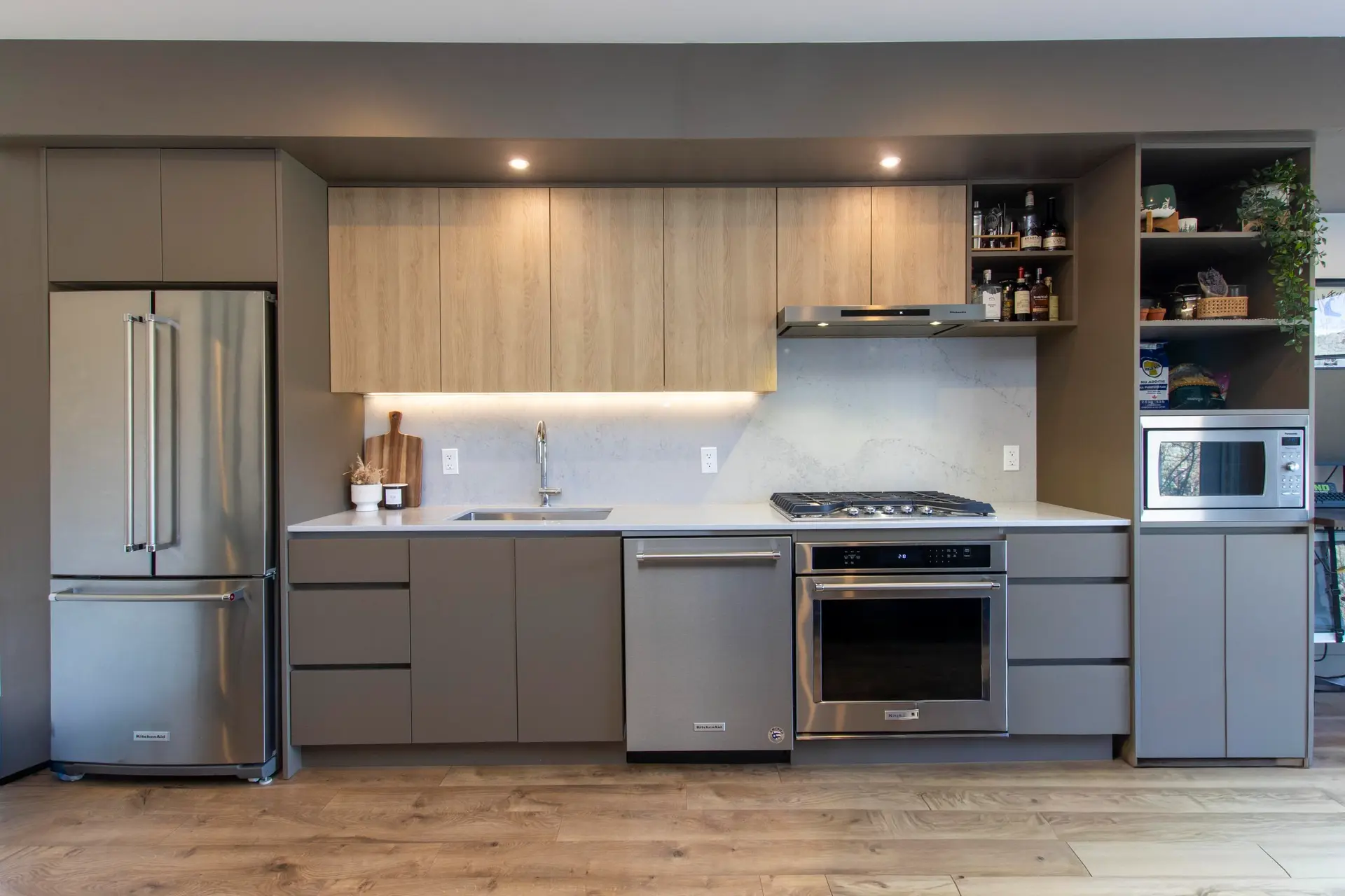 #610 38362 Buckley Avenue - Image 1