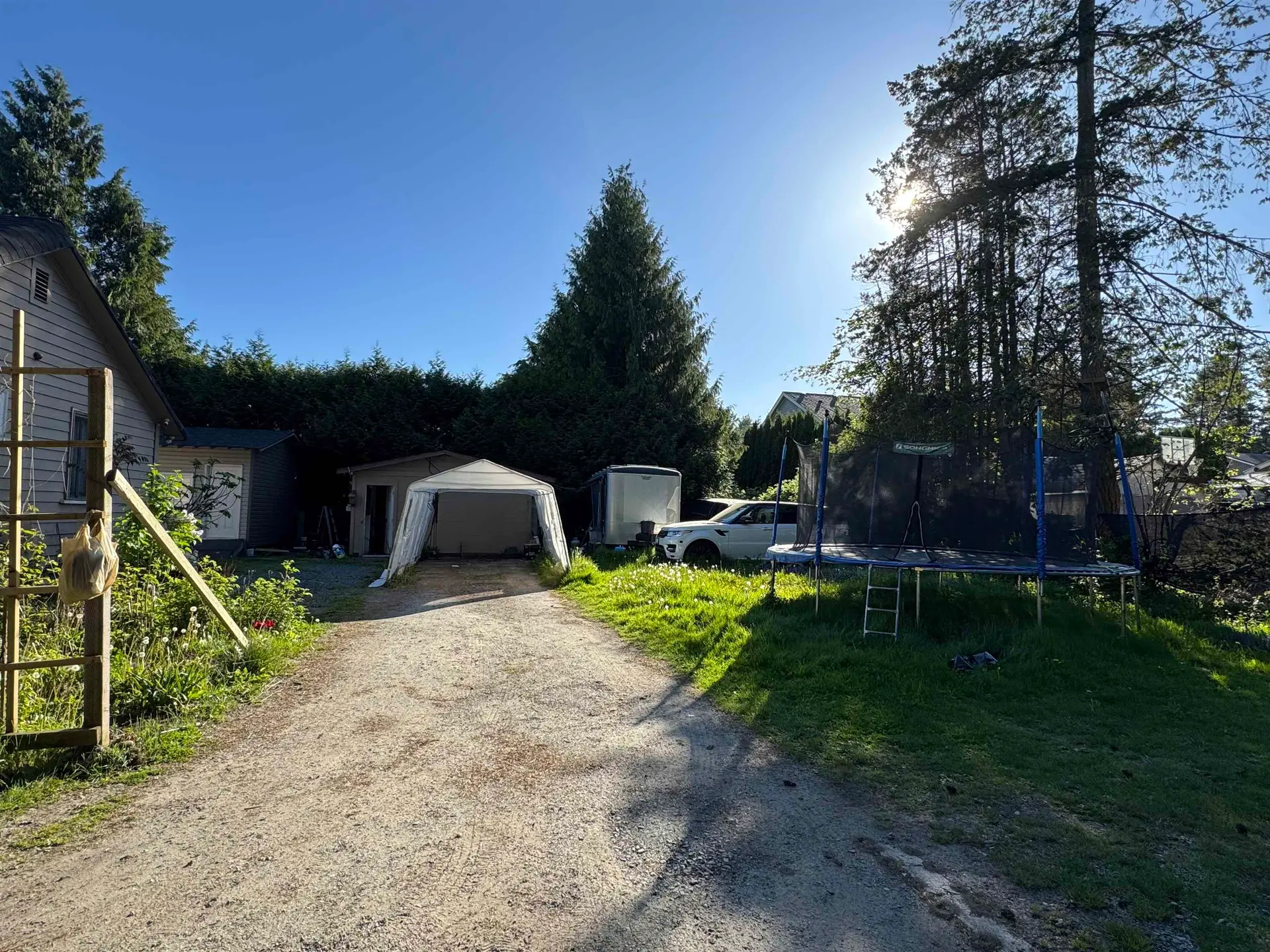 2127 King George Boulevard - Image 5