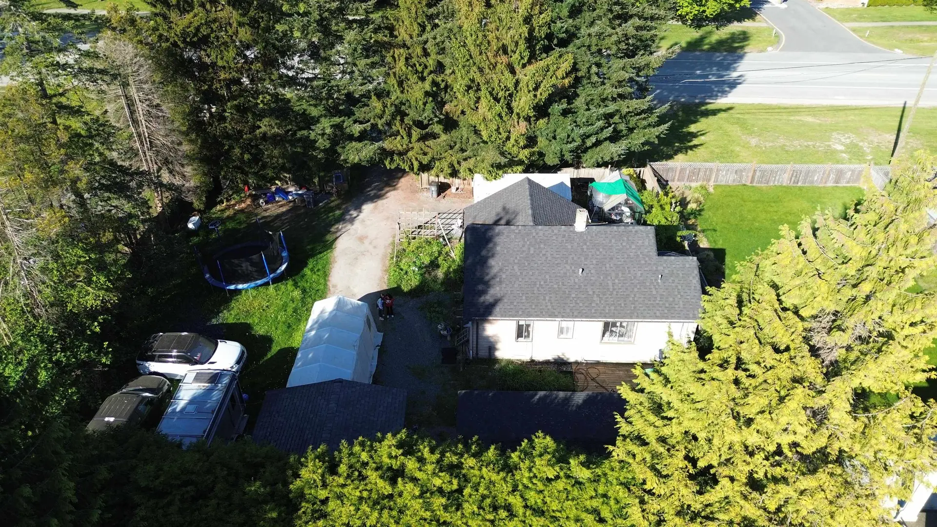 2127 King George Boulevard - Image 11
