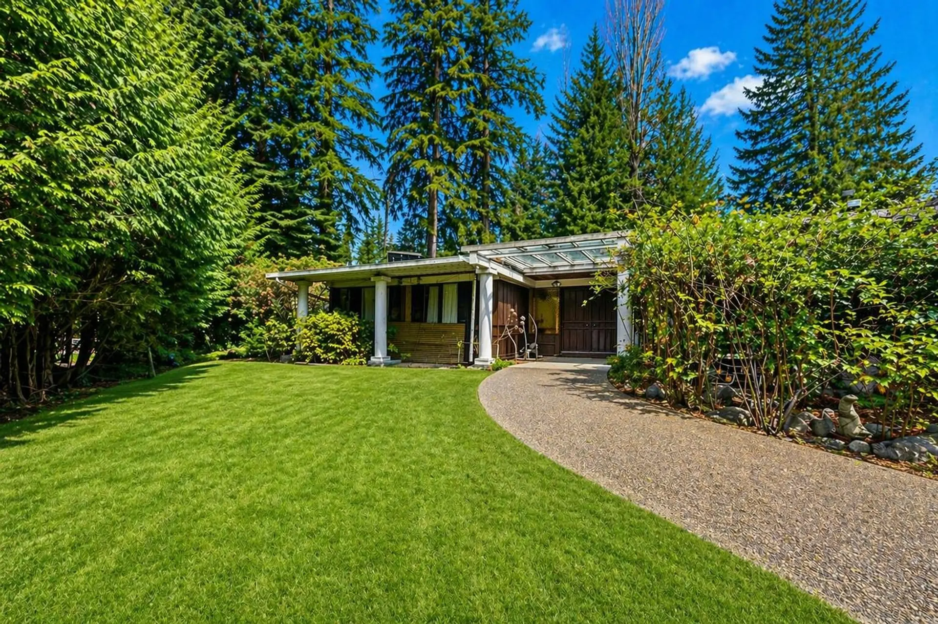 835 Wildwood Place - Image 2