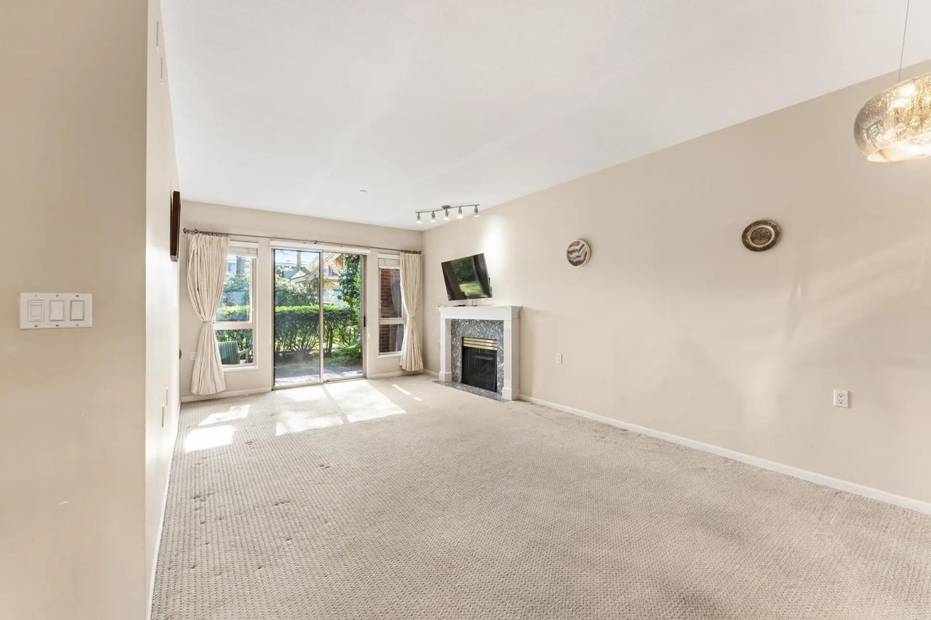 #101 843 22nd Street - Image 8