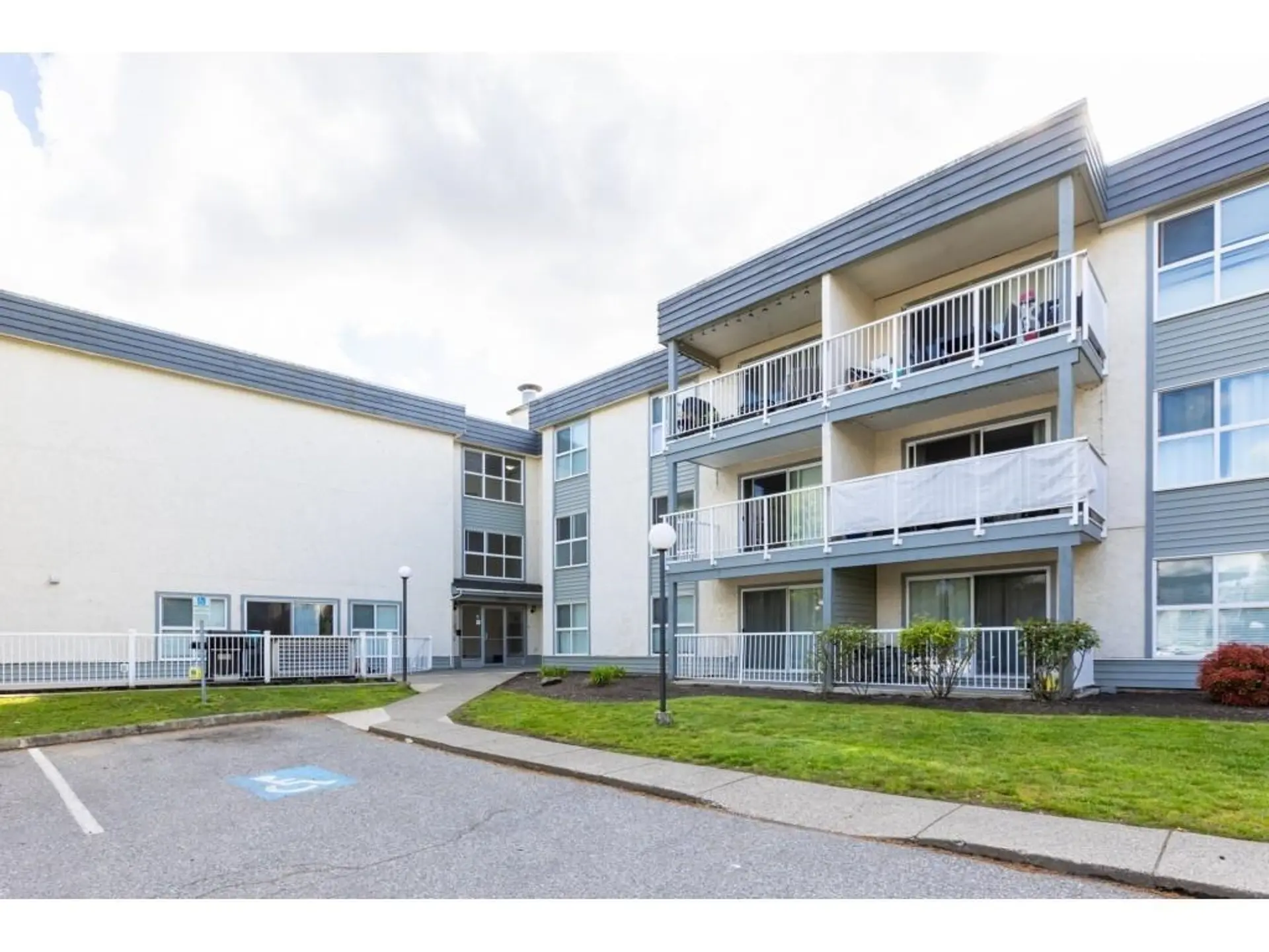 #229 32850 George Ferguson Way - Image 1