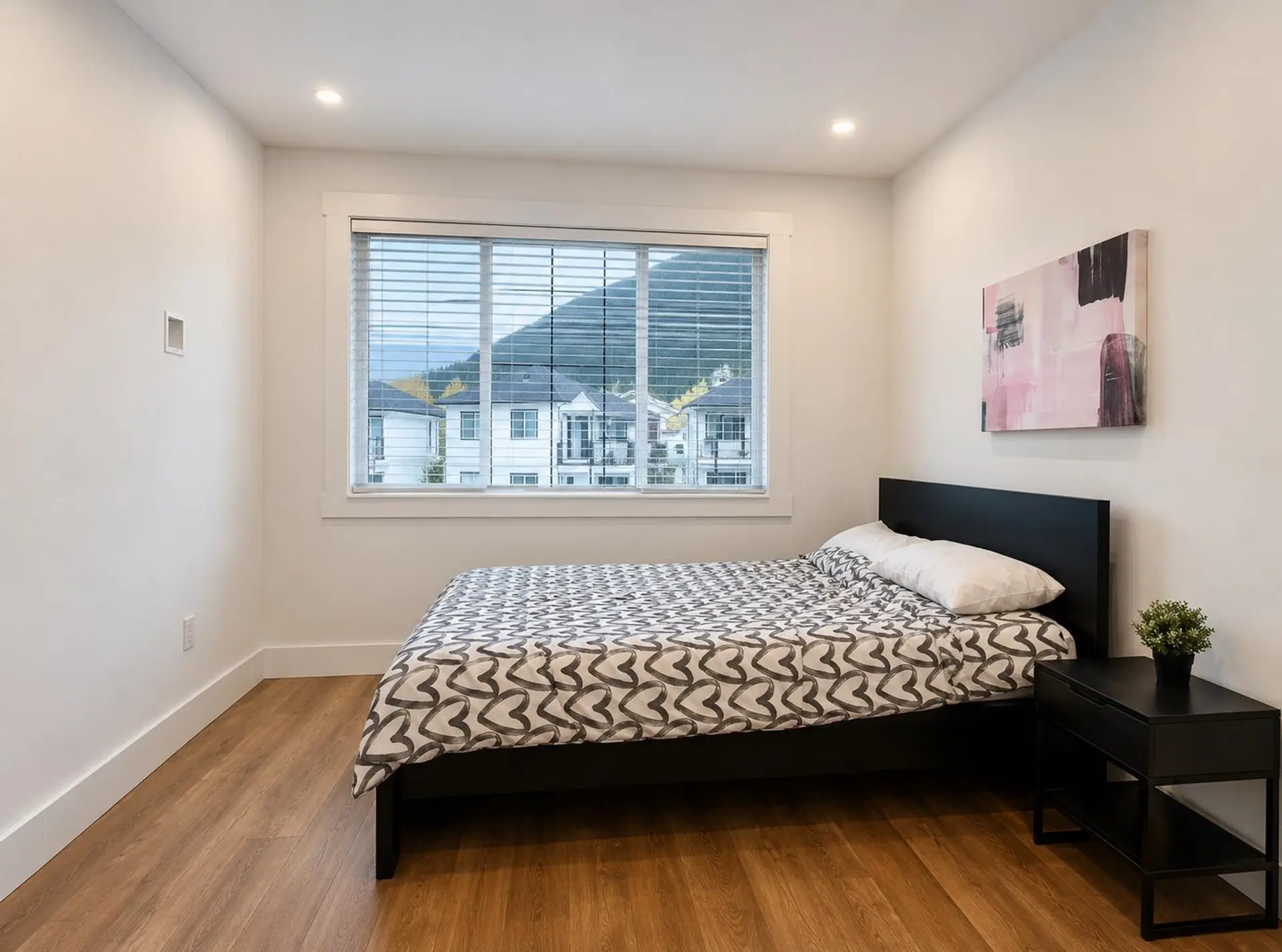 63866 Beech Avenue - Image 9