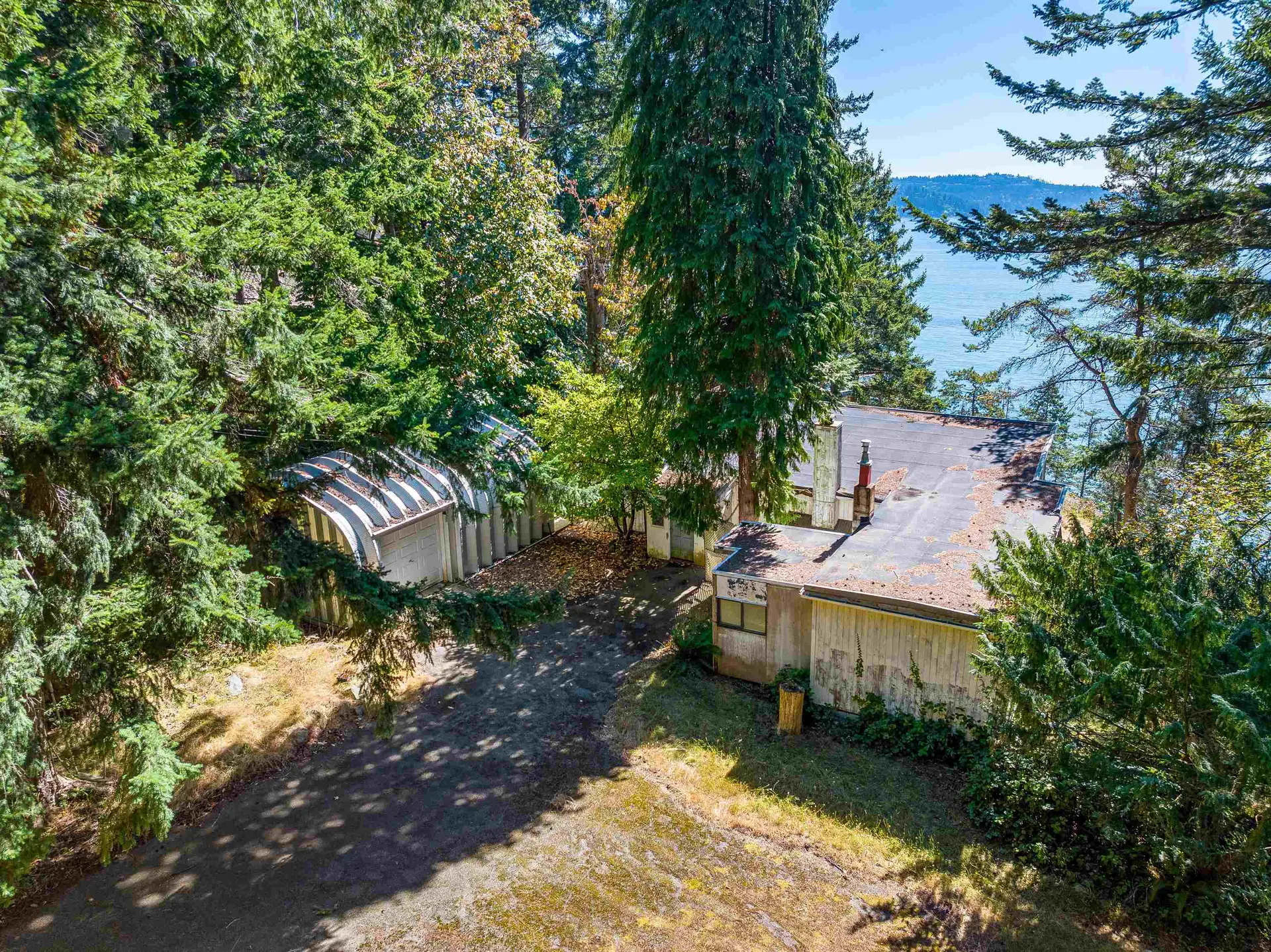 341 Robinson Road - Image 20