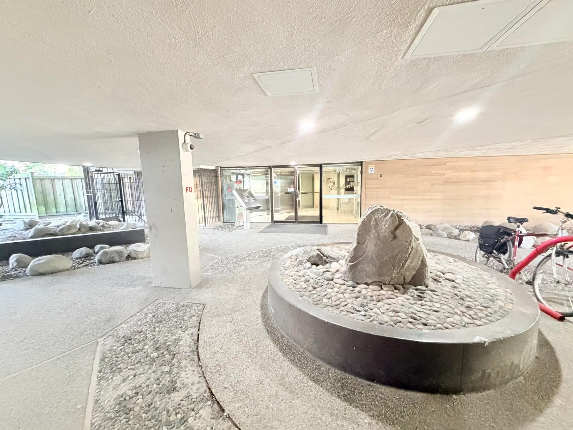 #105 5932 Patterson Avenue - Image 2