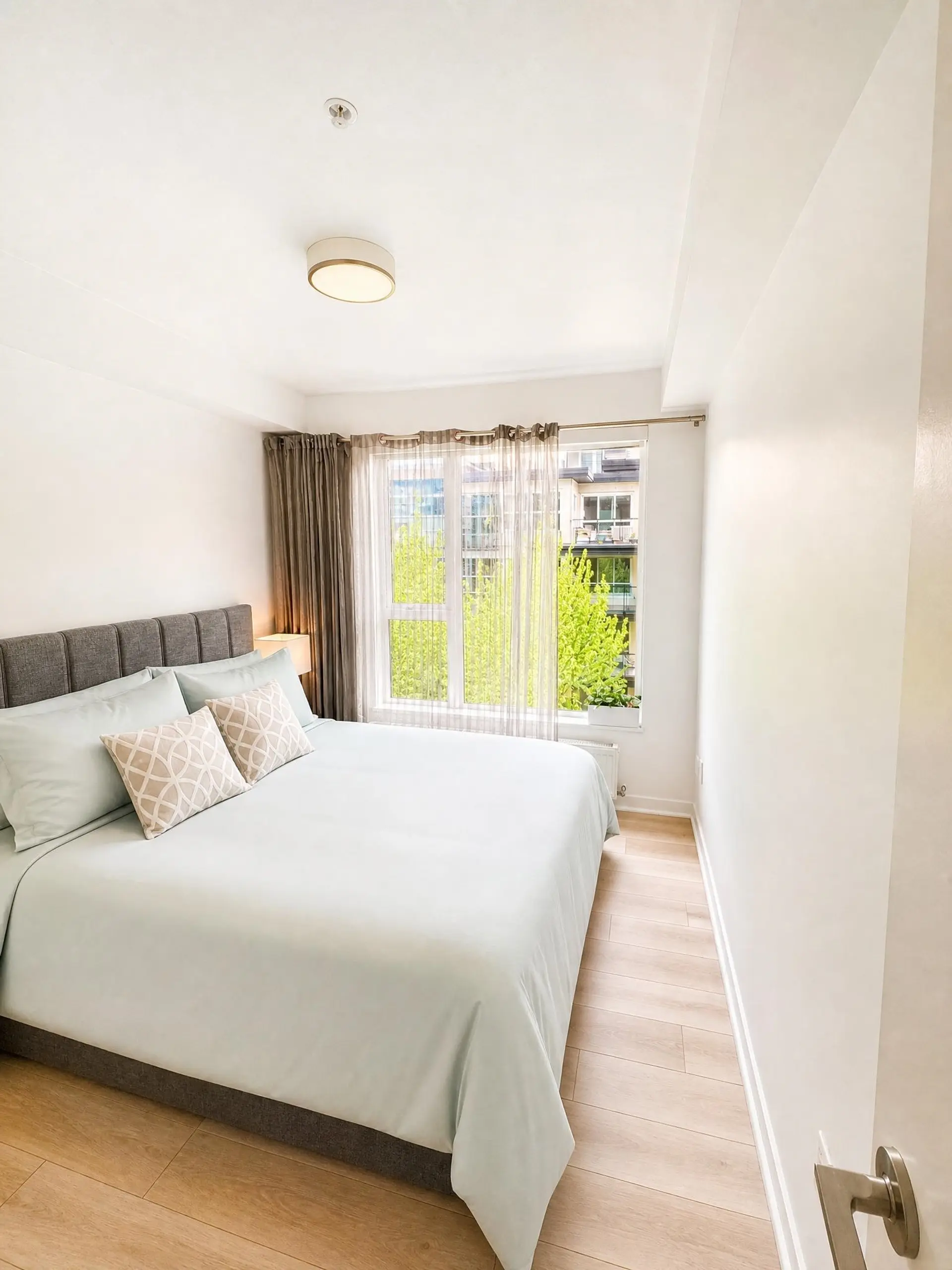 #325 5955 Birney Avenue - Image 4