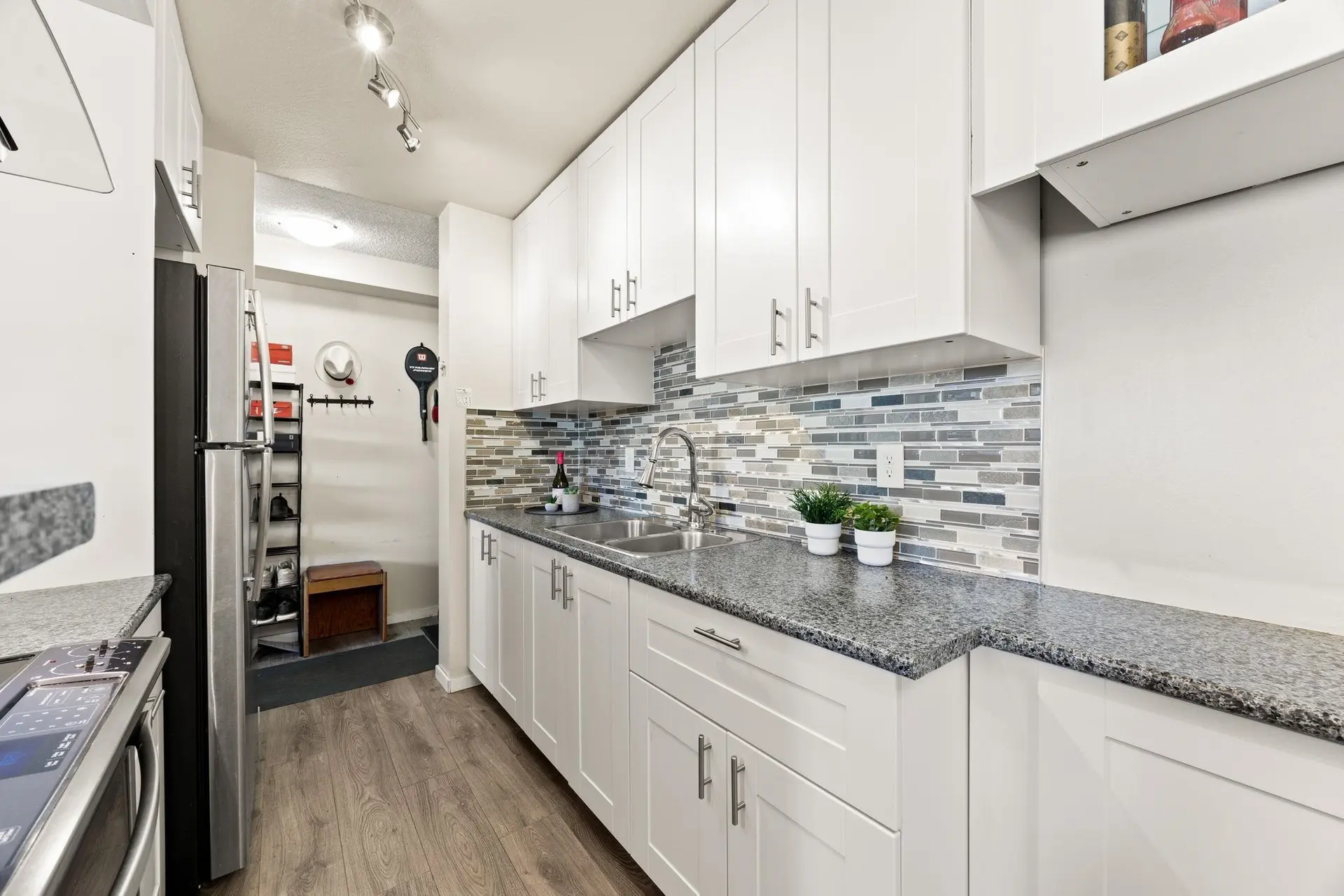 #1202 6759 Willingdon Avenue - Image 3