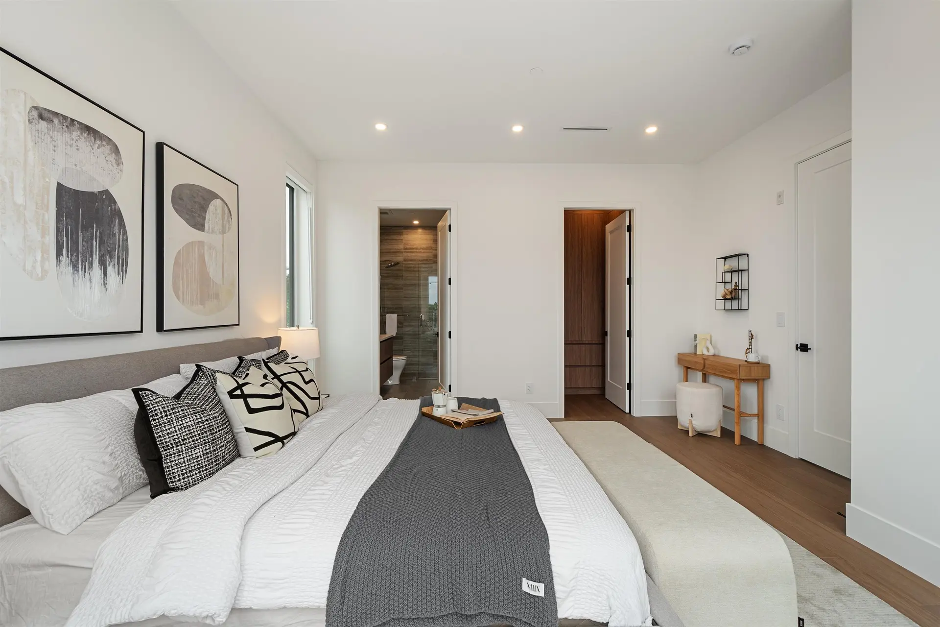 948 W 57th Avenue - Image 15