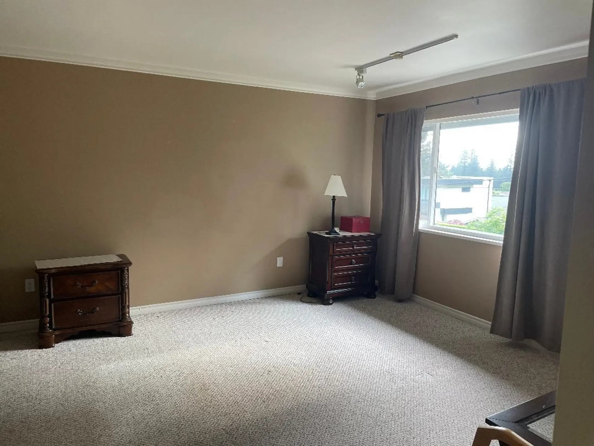 4497 Canterbury Crescent - Image 6