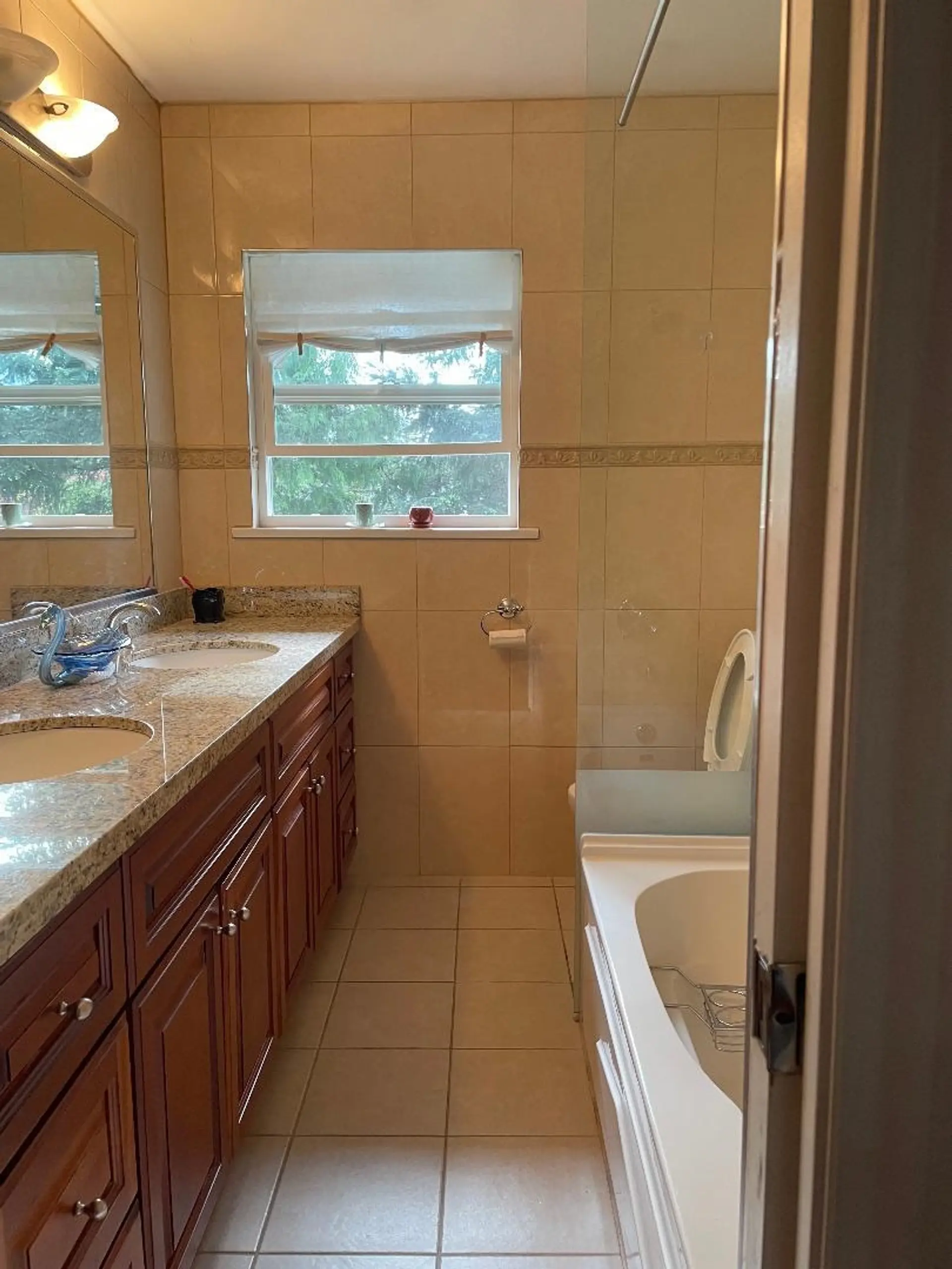 4497 Canterbury Crescent - Image 4