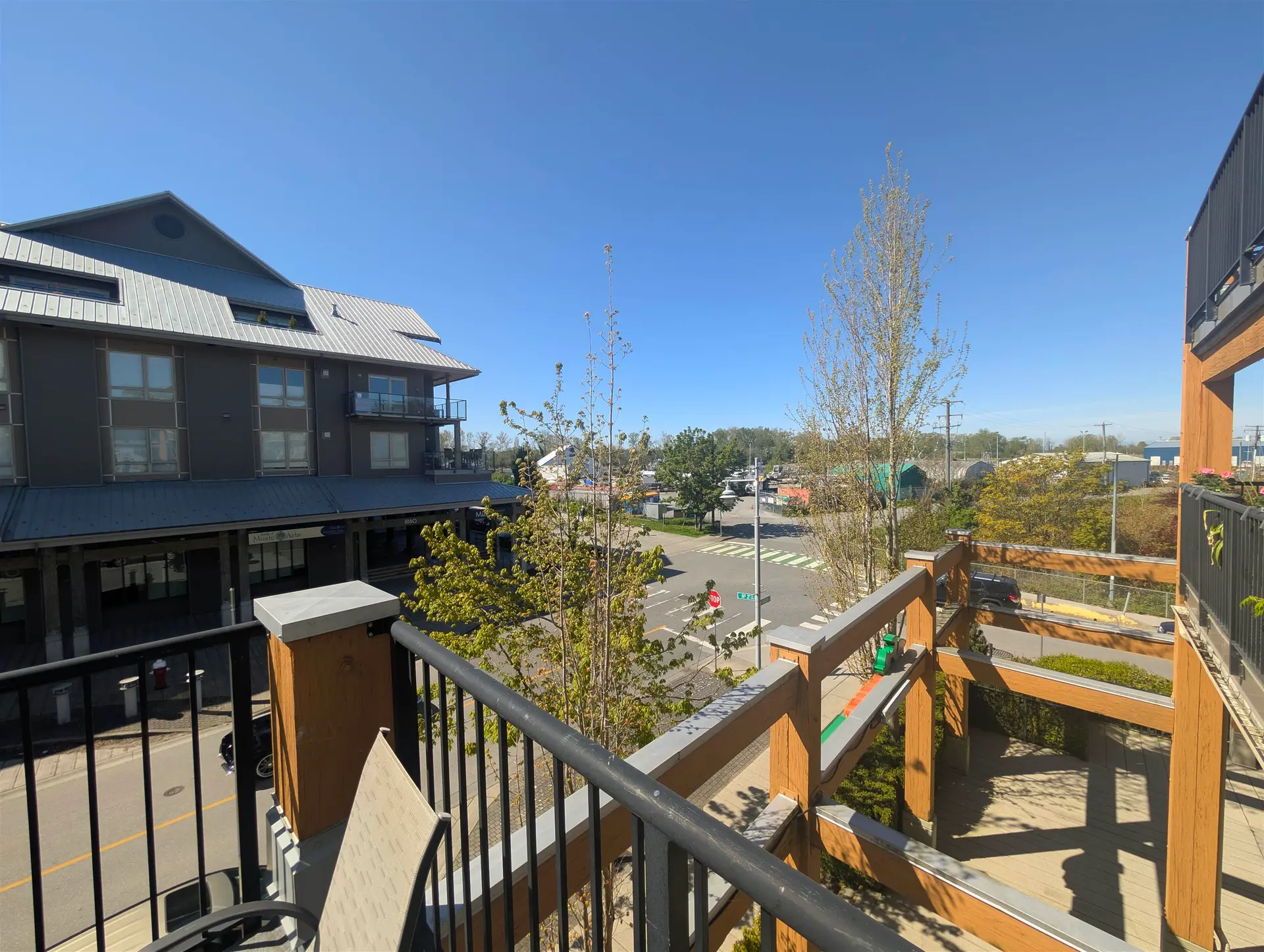 #206 6077 London Road - Image 3