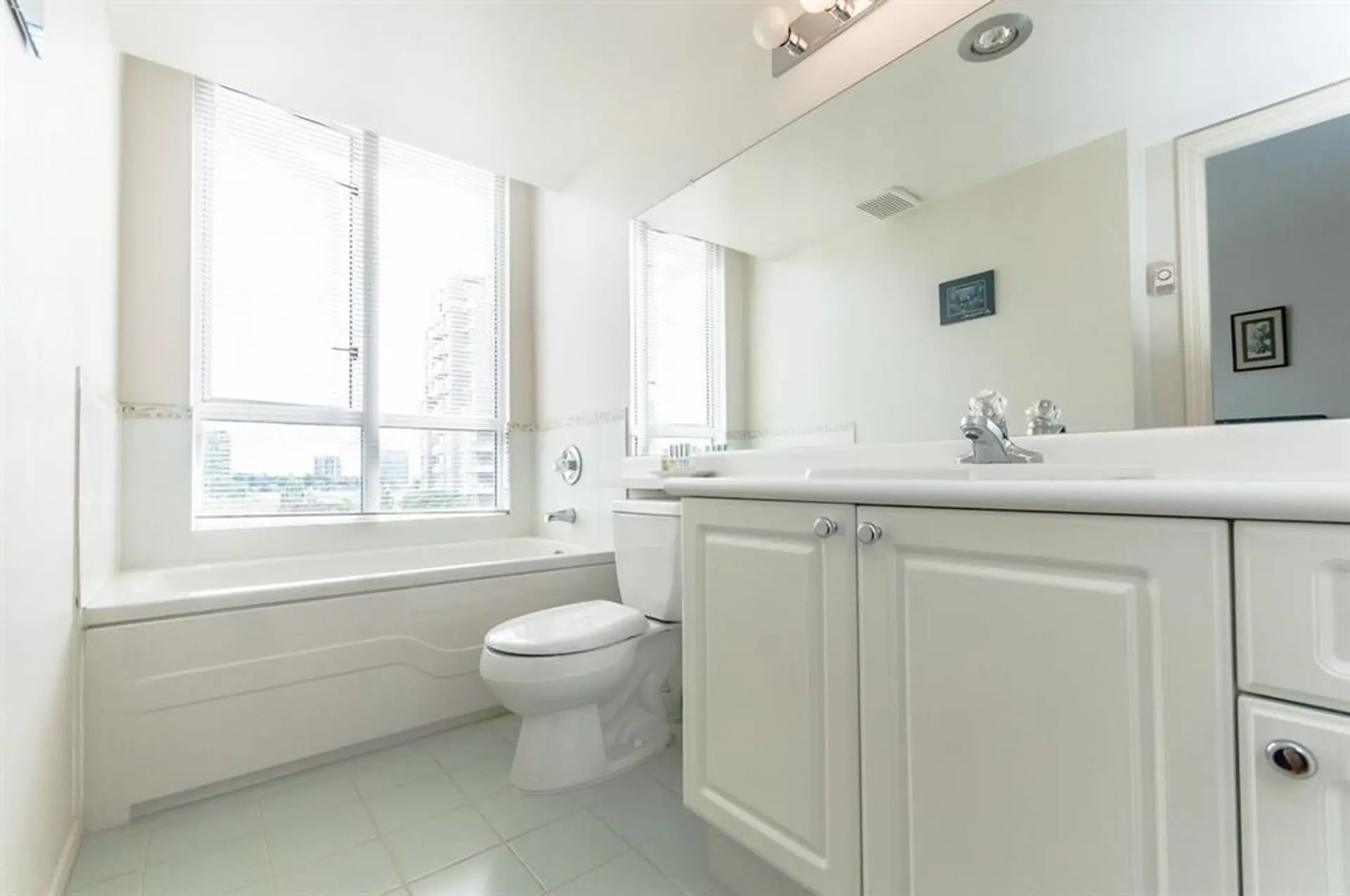 #504 8280 Westminster Highway - Image 10