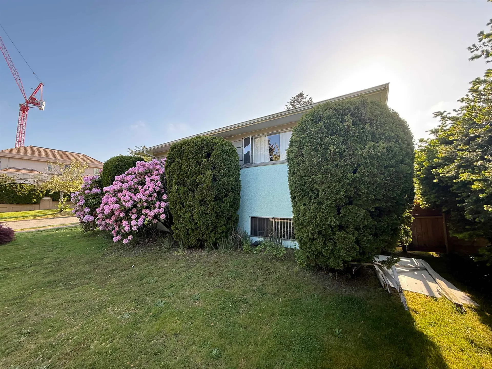 692 W 39th Avenue - Image 11