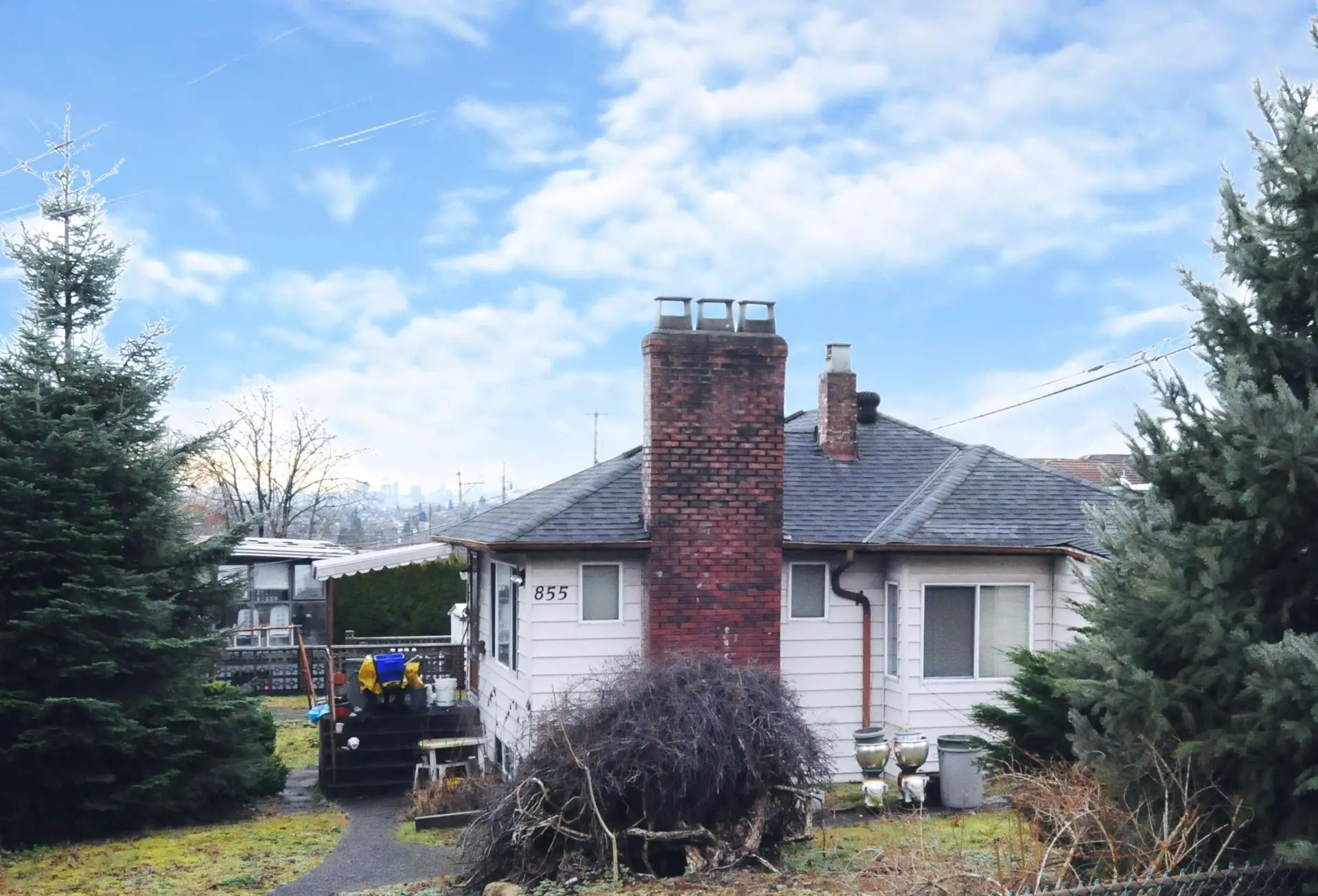 855 Macdonald Avenue - Image 1