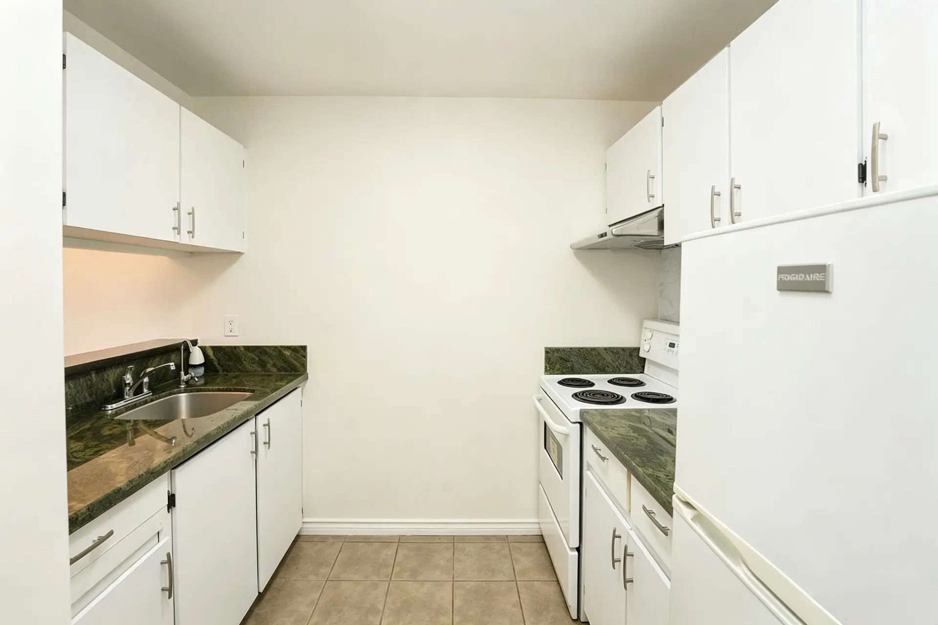 #413 8120 Colonial Drive - Image 3