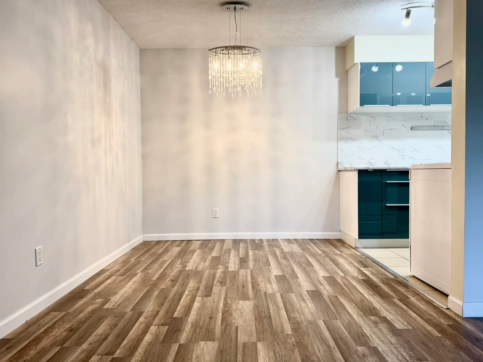 #204 1026 Queens Avenue - Image 5