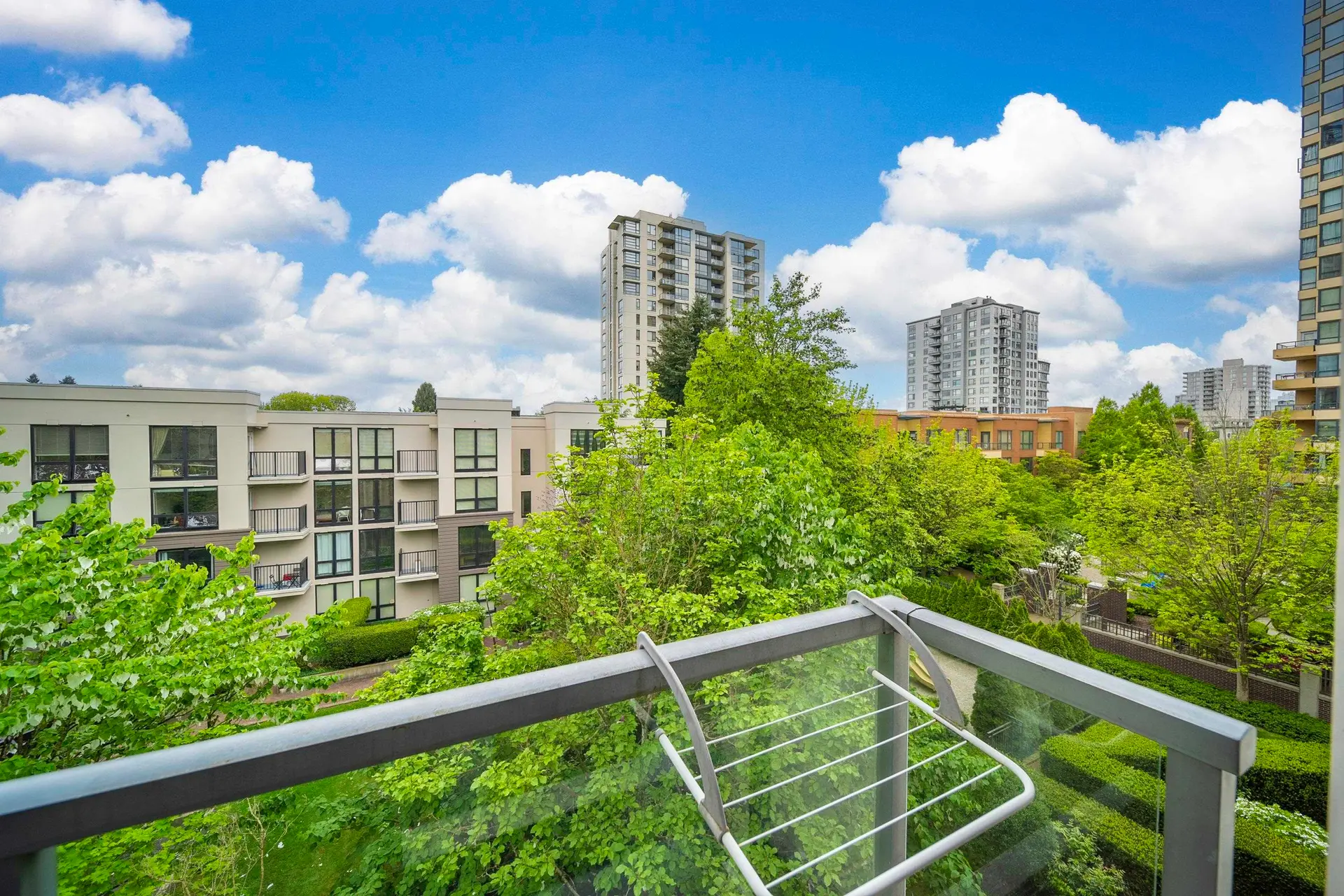#403 3638 Vanness Avenue - Image 1