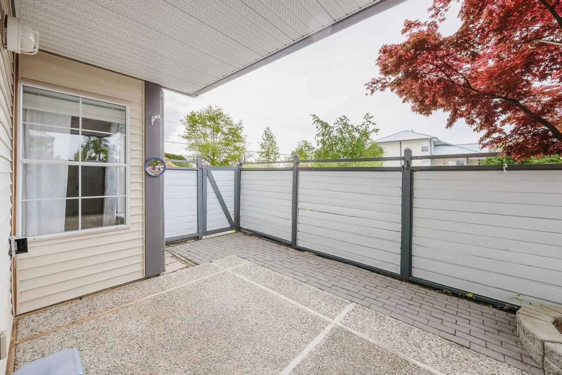 #4 689 Park Road - Image 13