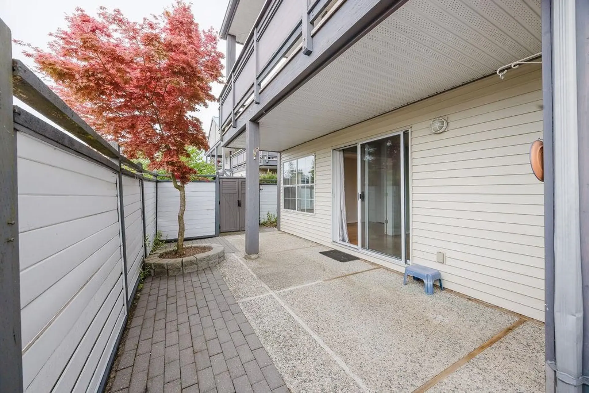 #4 689 Park Road - Image 12