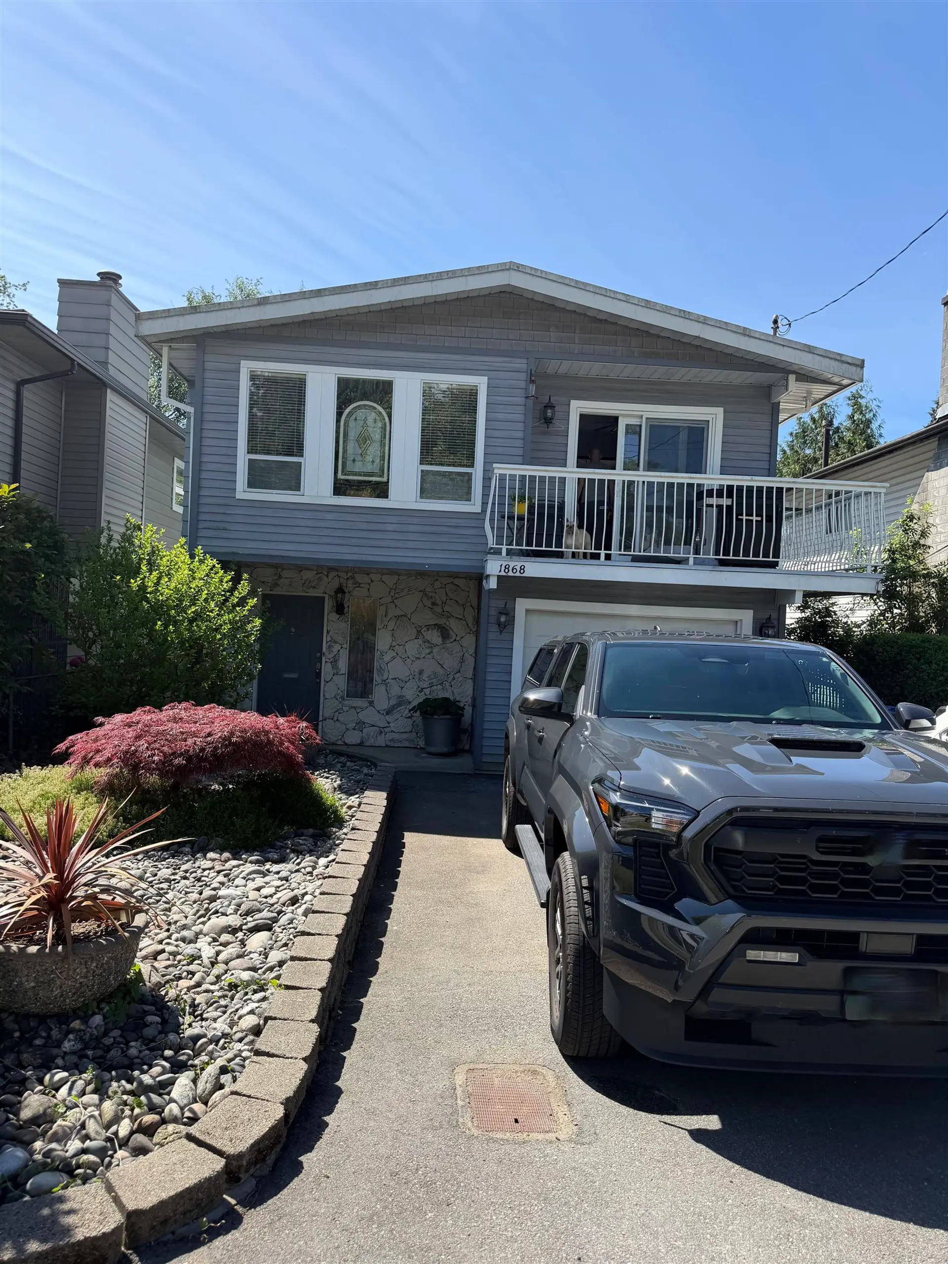 1868 Coquitlam Avenue