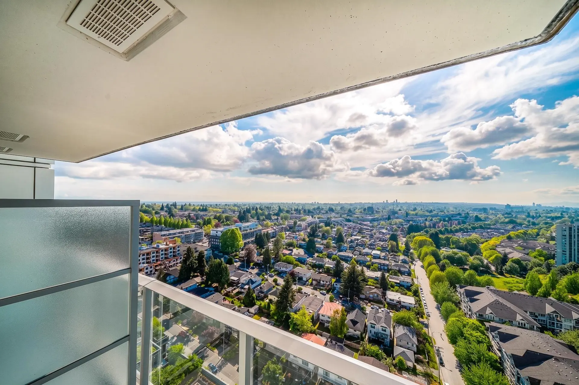 #2601 5515 Boundary Road - Image 15