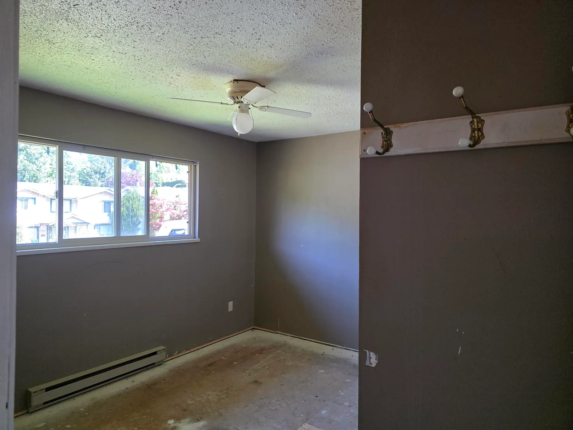 35378 Wells Gray Avenue - Image 5