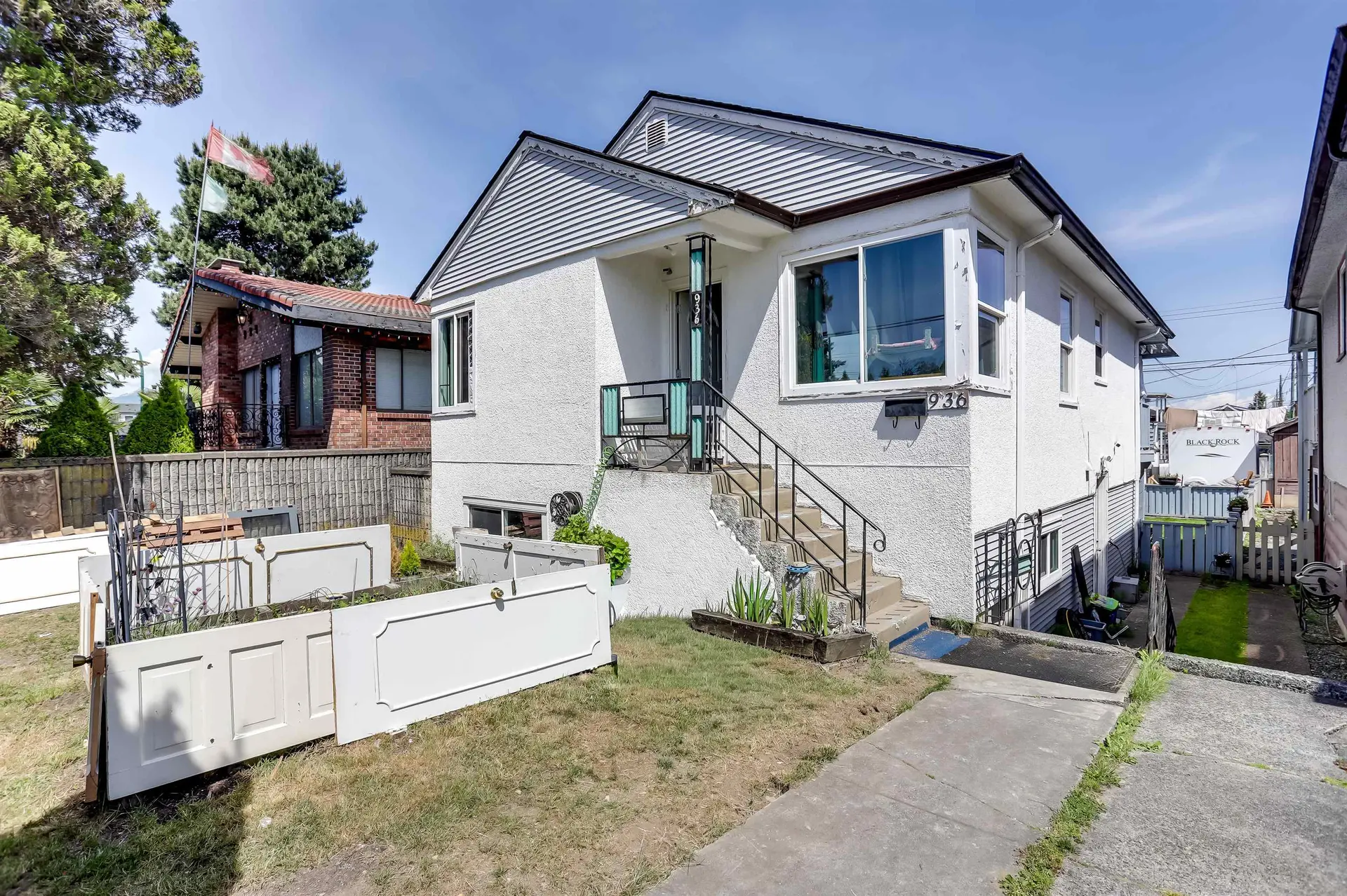 936 Nanaimo Street - Image 2