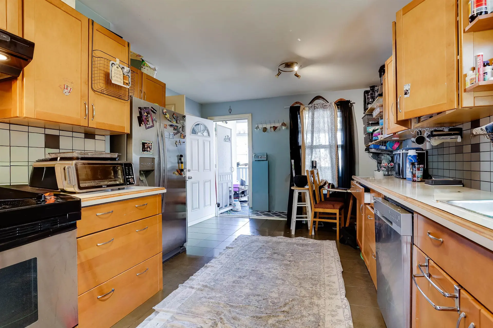 936 Nanaimo Street - Image 3