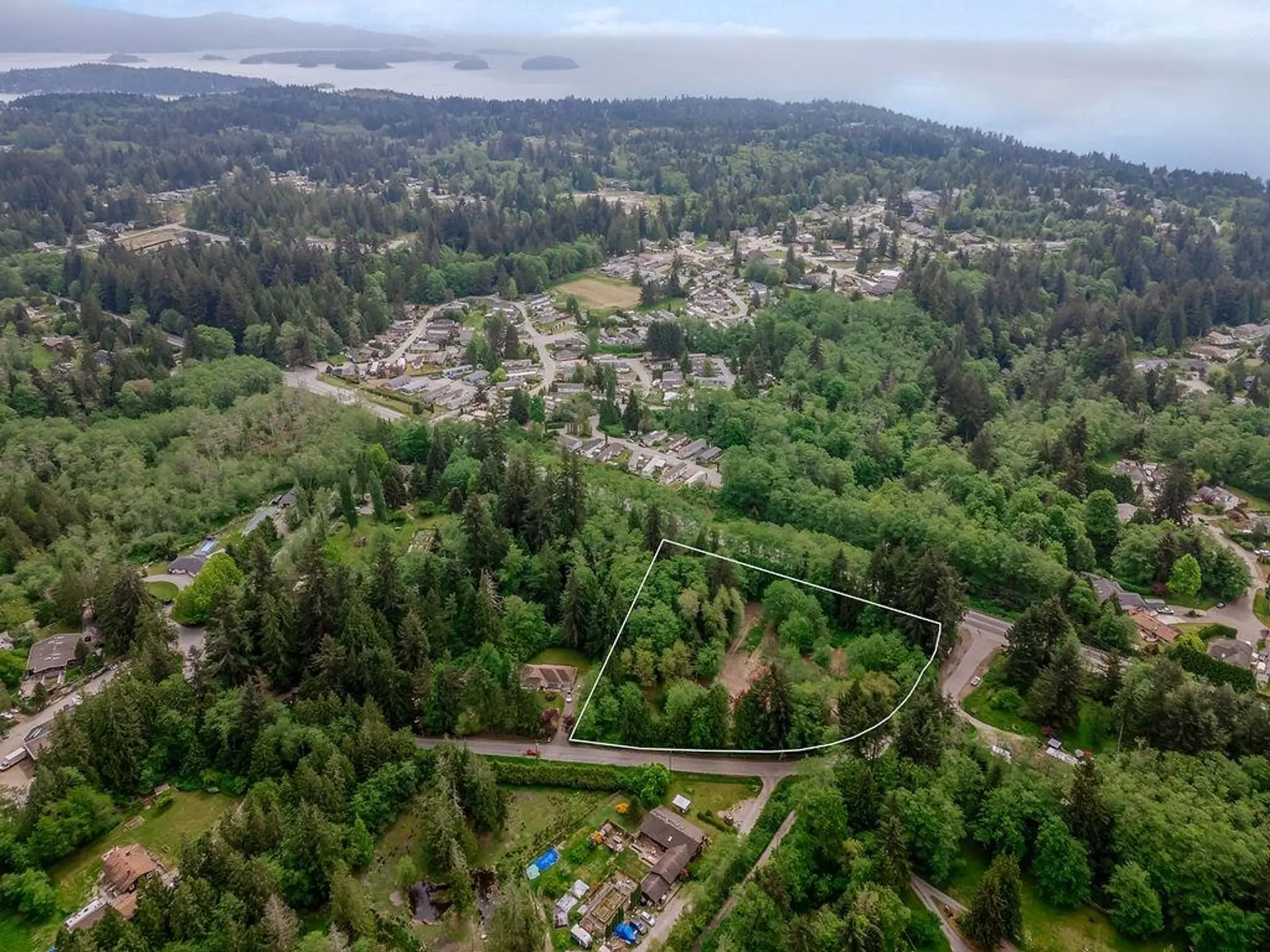 1575 Burton Road - Image 10