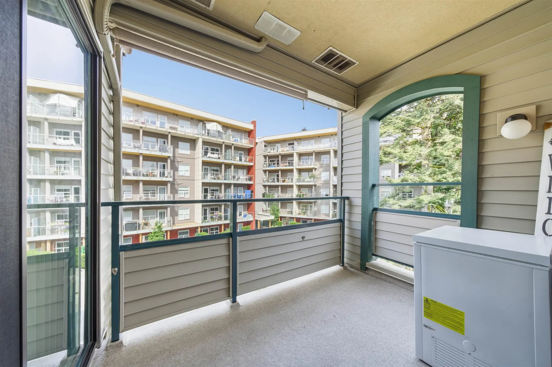#309 2915 Glen Drive - Image 17