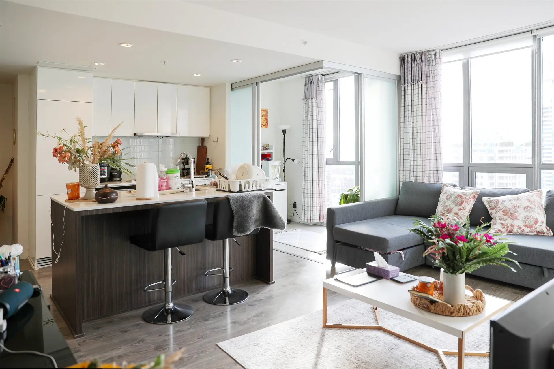 #2402 1308 Hornby Street - Image 6